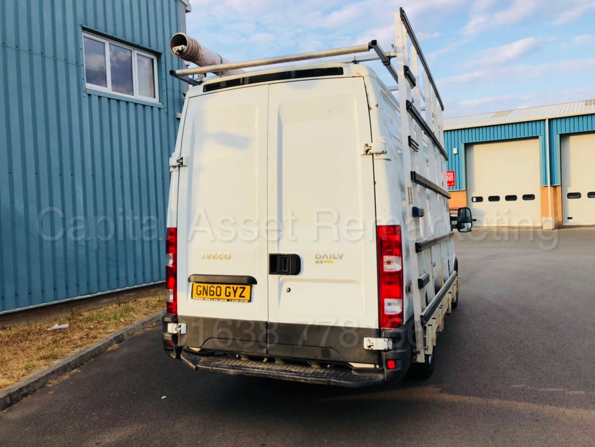 (On Sale) IVECO DAILY 35S11 'LCV - PANEL VAN' (2011 MODEL) '2.3 DIESEL - 127 BHP - 5 SPEED' - Image 13 of 24