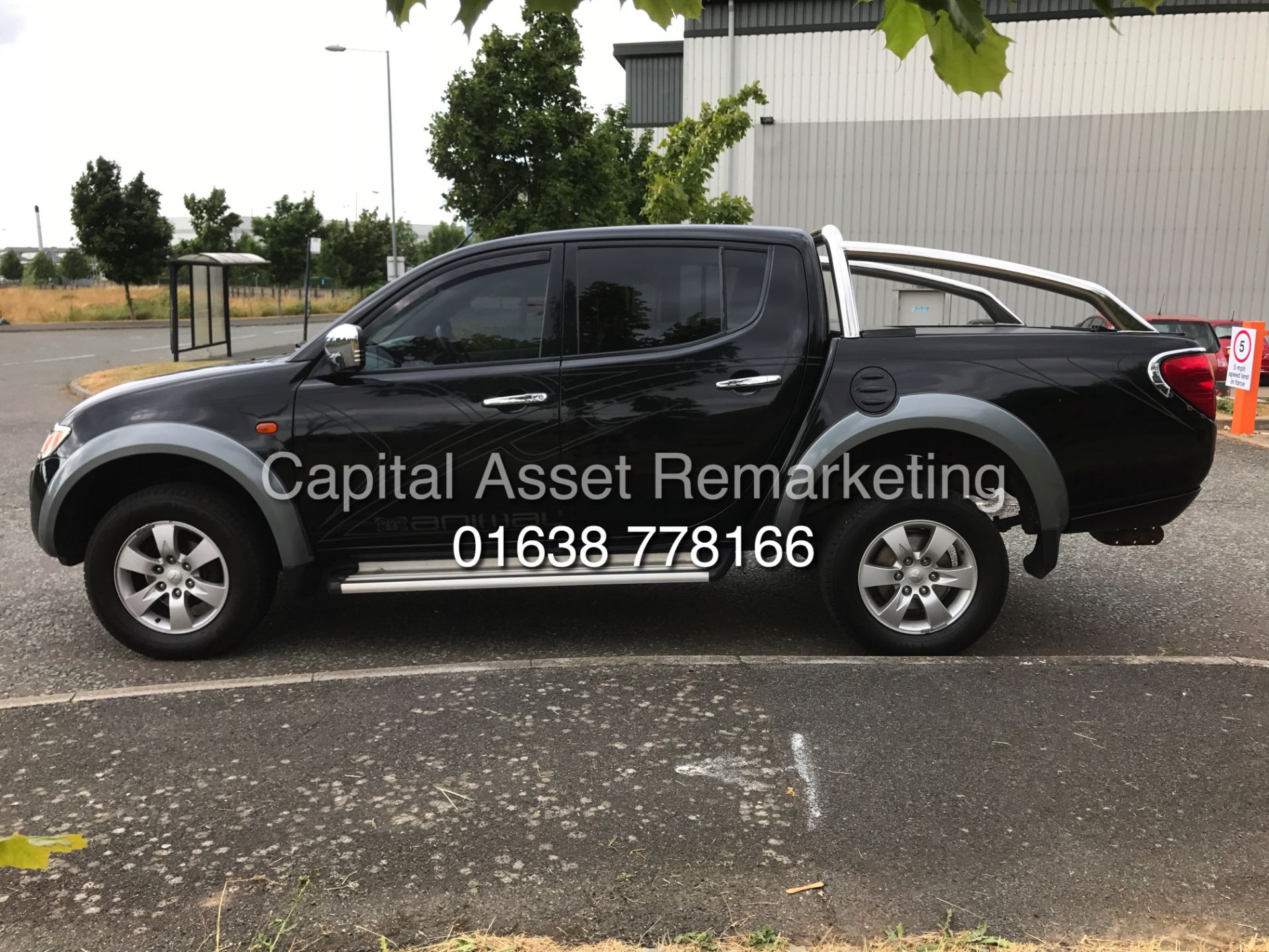 On Sale MITSUBISHI L200 "ANIMAL" 2.5DID "AUTO" DOUBLE CAB PICK UP -BLACK EDITION LOW MILES LEATHER - Image 2 of 22