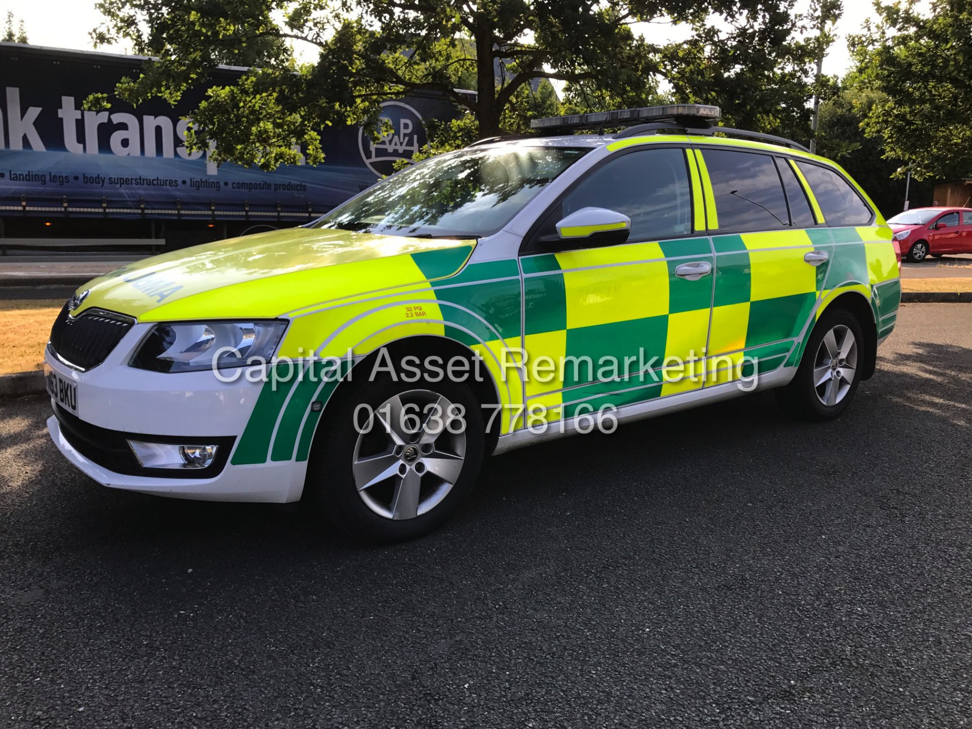 SKODA OCTAVIA 2.0TDI "SE" ESTATE AMBULANCE - 63 REG - NEW SHAPE - FULLY EQUIPPED - 1 OWNER - 67K - Image 5 of 25