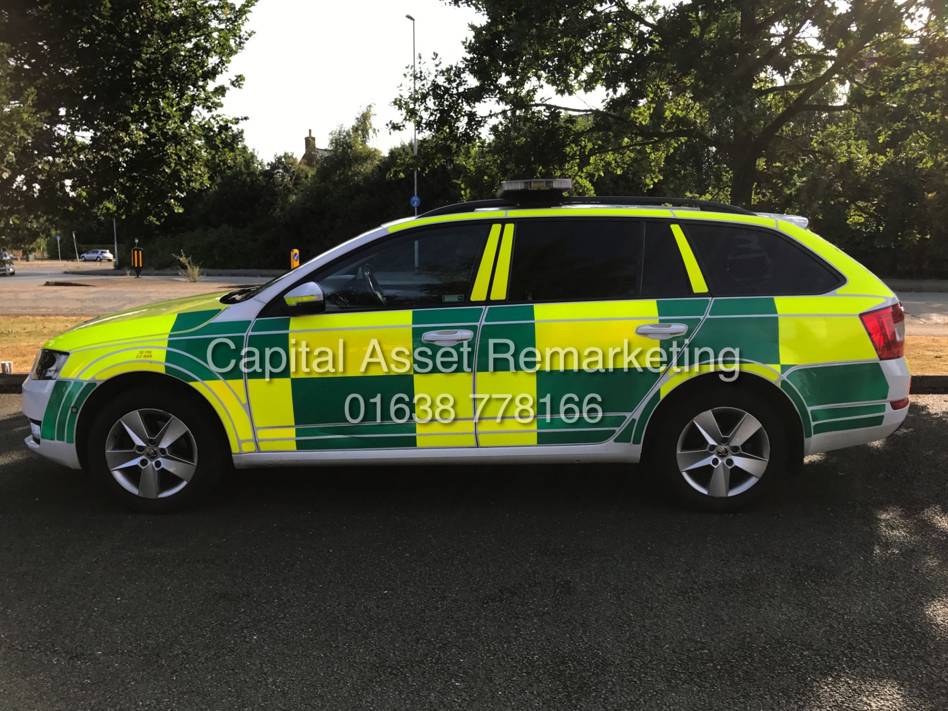 SKODA OCTAVIA 2.0TDI "SE" ESTATE AMBULANCE - 63 REG - NEW SHAPE - FULLY EQUIPPED - 1 OWNER - 67K - Image 4 of 25