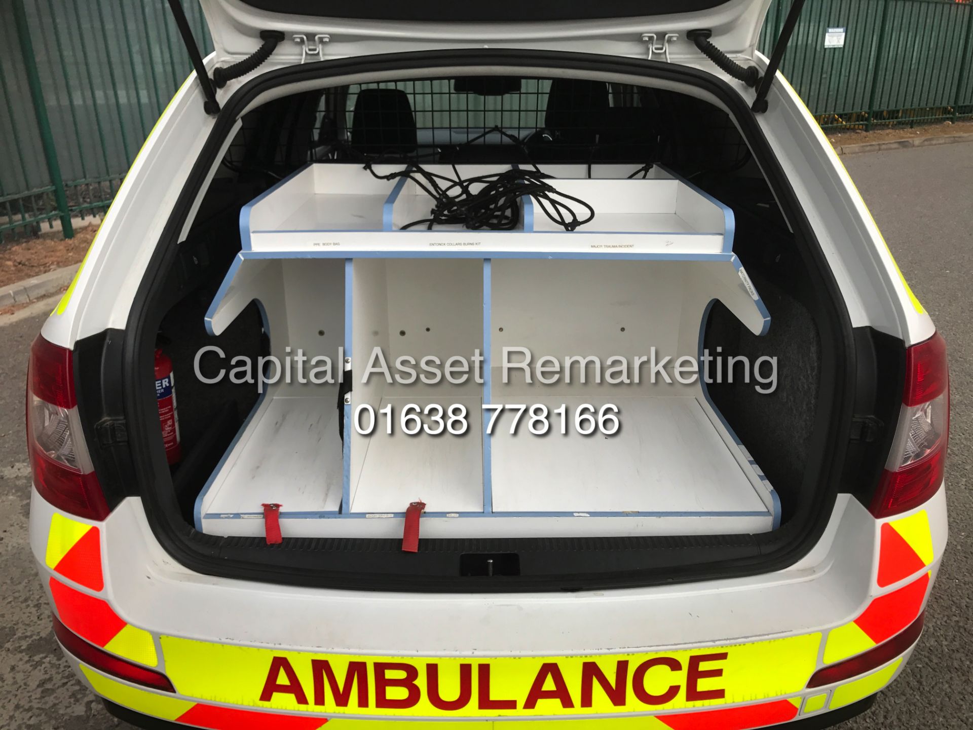 On Sale SKODA OCTAVIA 2.0TDI "SE" ESTATE "AMBULANCE" FULLY EQUIPPED - 63 REG - LOW MILES - NO VAT - Image 15 of 23