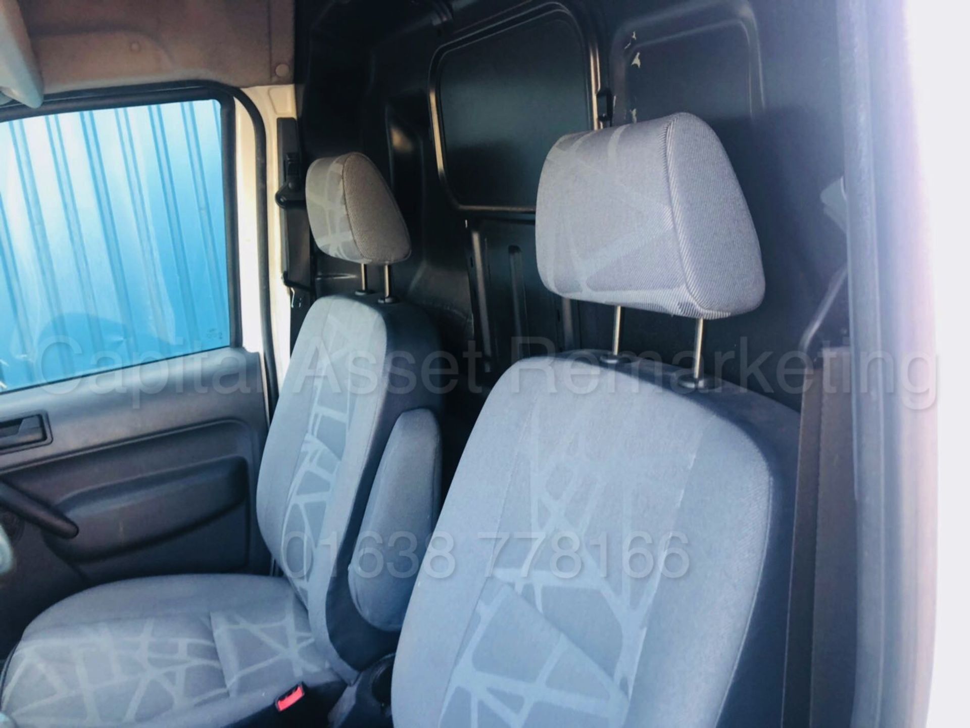 FORD TRANSIT CONNECT *TREND EDITION* 'LWB HI-ROOF' (2013) '1.8 TDCI - 90 BHP - 5 SPEED' *LOW MILES* - Bild 9 aus 26