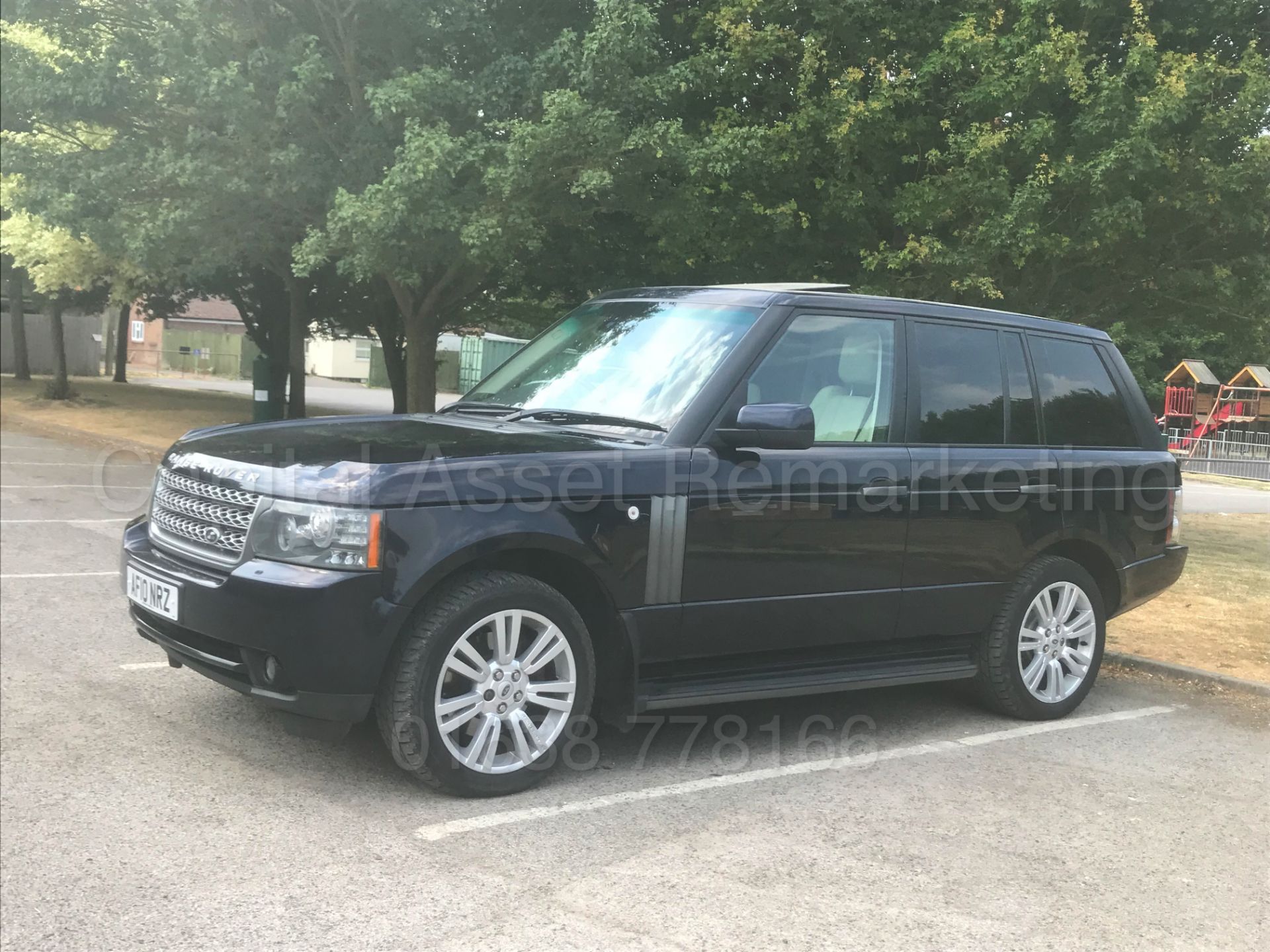(On Sale) RANGE ROVER VOGUE **SE EDITION** (2010 - FACELIFT EDITION) 'TDV8 - 268 BHP - AUTO' **WOW** - Image 6 of 62