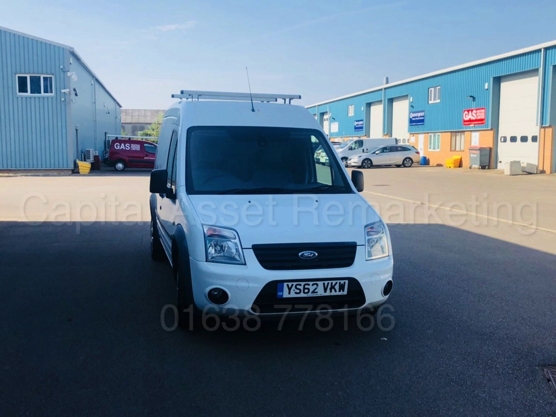 FORD TRANSIT CONNECT *TREND EDITION* 'LWB HI-ROOF' (2013) '1.8 TDCI - 90 BHP - 5 SPEED' *LOW MILES* - Image 20 of 26