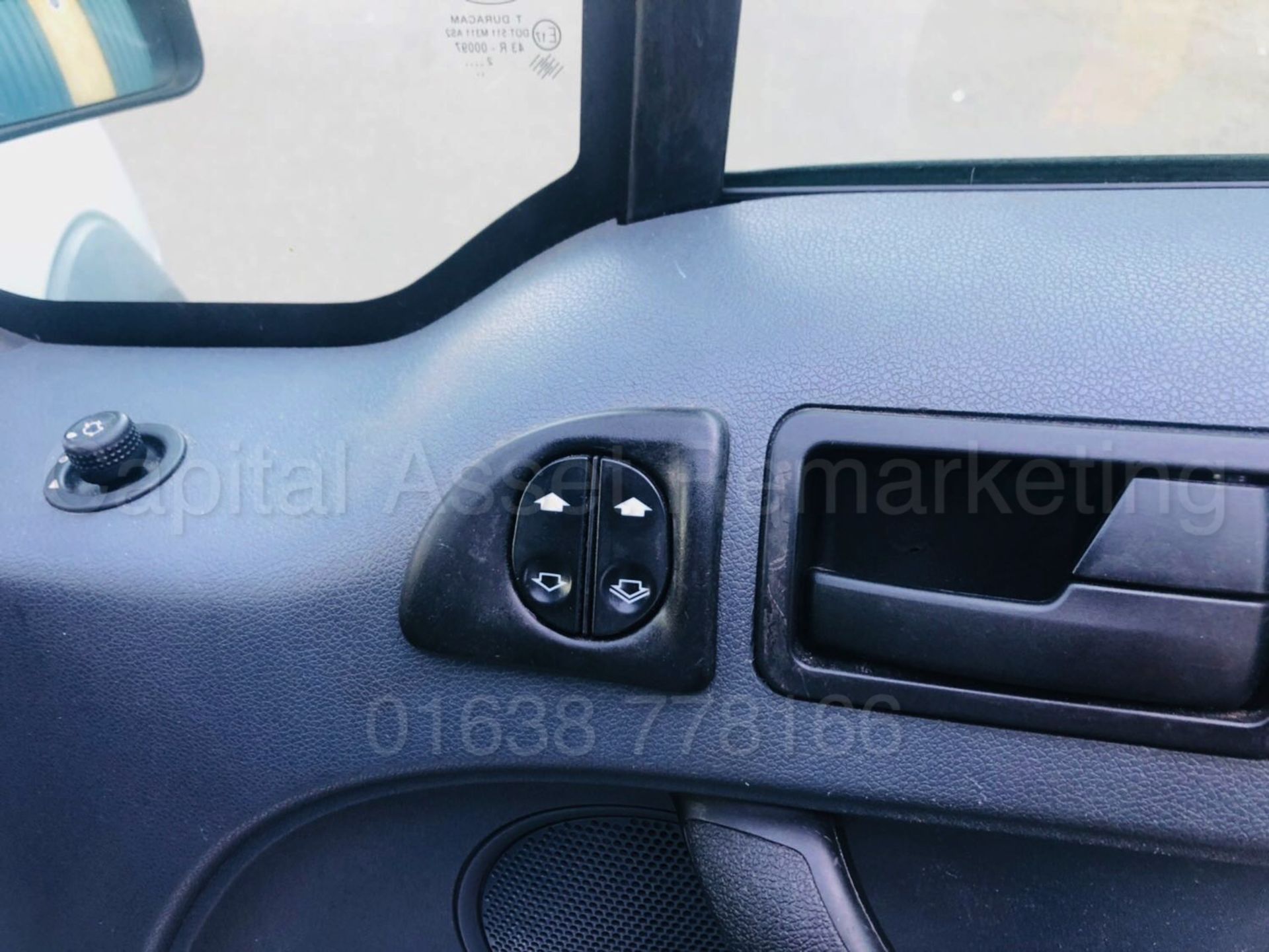 FORD TRANSIT CONNECT *TREND EDITION* 'LWB HI-ROOF' (2013) '1.8 TDCI - 90 BHP - 5 SPEED' *LOW MILES* - Bild 22 aus 26