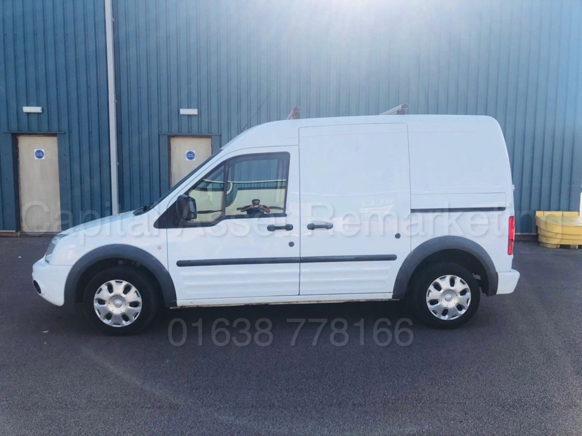 FORD TRANSIT CONNECT *TREND EDITION* 'LWB HI-ROOF' (2013) '1.8 TDCI - 90 BHP - 5 SPEED' *LOW MILES* - Bild 2 aus 26