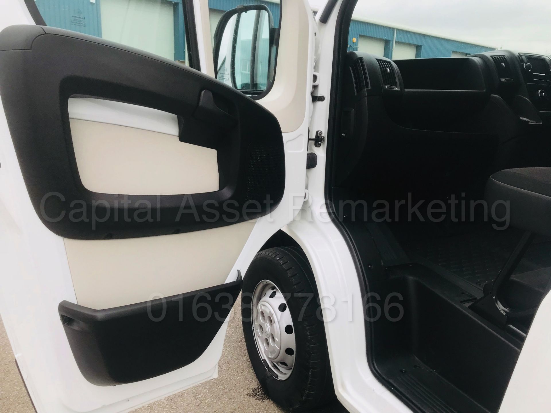 CITROEN RELAY 35 'LWB HI-ROOF' PANEL VAN (2016) '2.2 HDI - 130 BHP - 6 SPEED' **ENTERPRISE EDITION** - Image 16 of 38