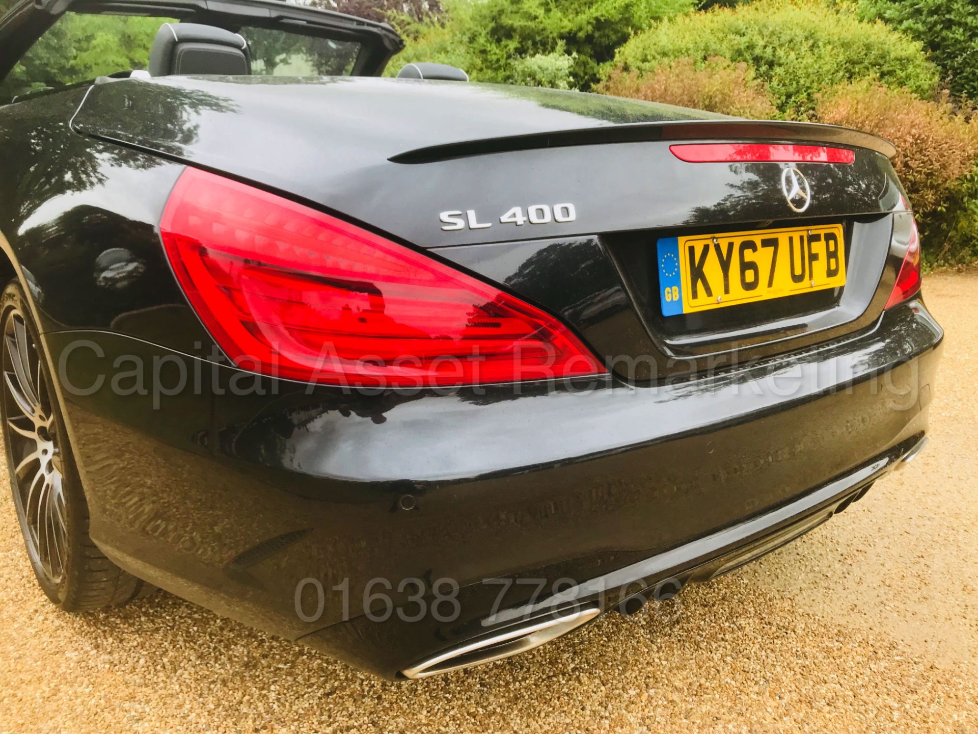 MERCEDES-BENZ SL 400 'AMG EDITION' (2018 MODEL) '3.0 V6 - 367 BHP - 9 SPEED AUTO' **MASSIVE SPEC** - Image 35 of 63