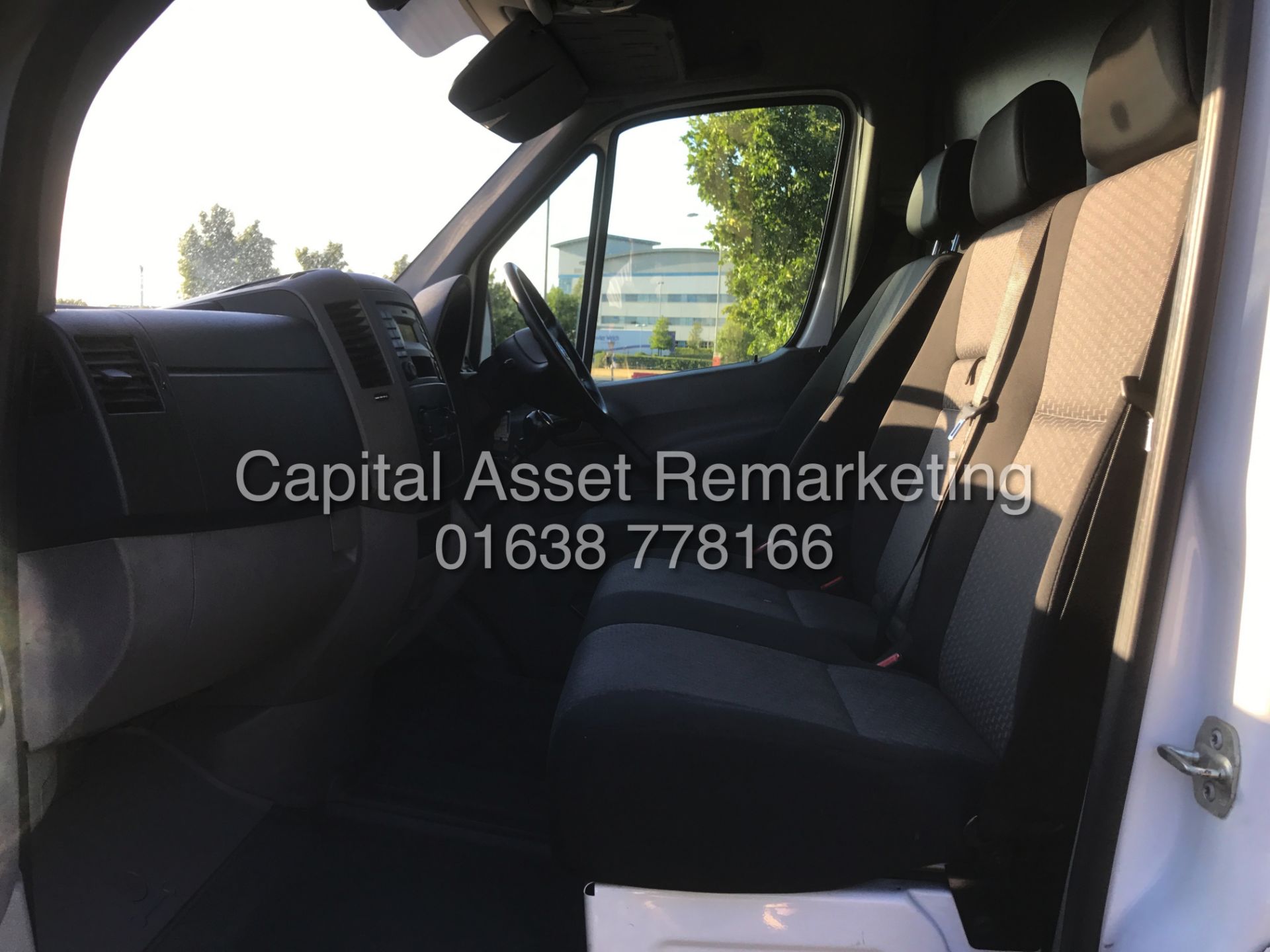 On Sale VOLKSWAGEN CRAFTER 2.0TDI "109BHP - 6 SPEED" LWB / HI TOP - 1 OWNER FROM NEW - LOW MILES - Image 14 of 17