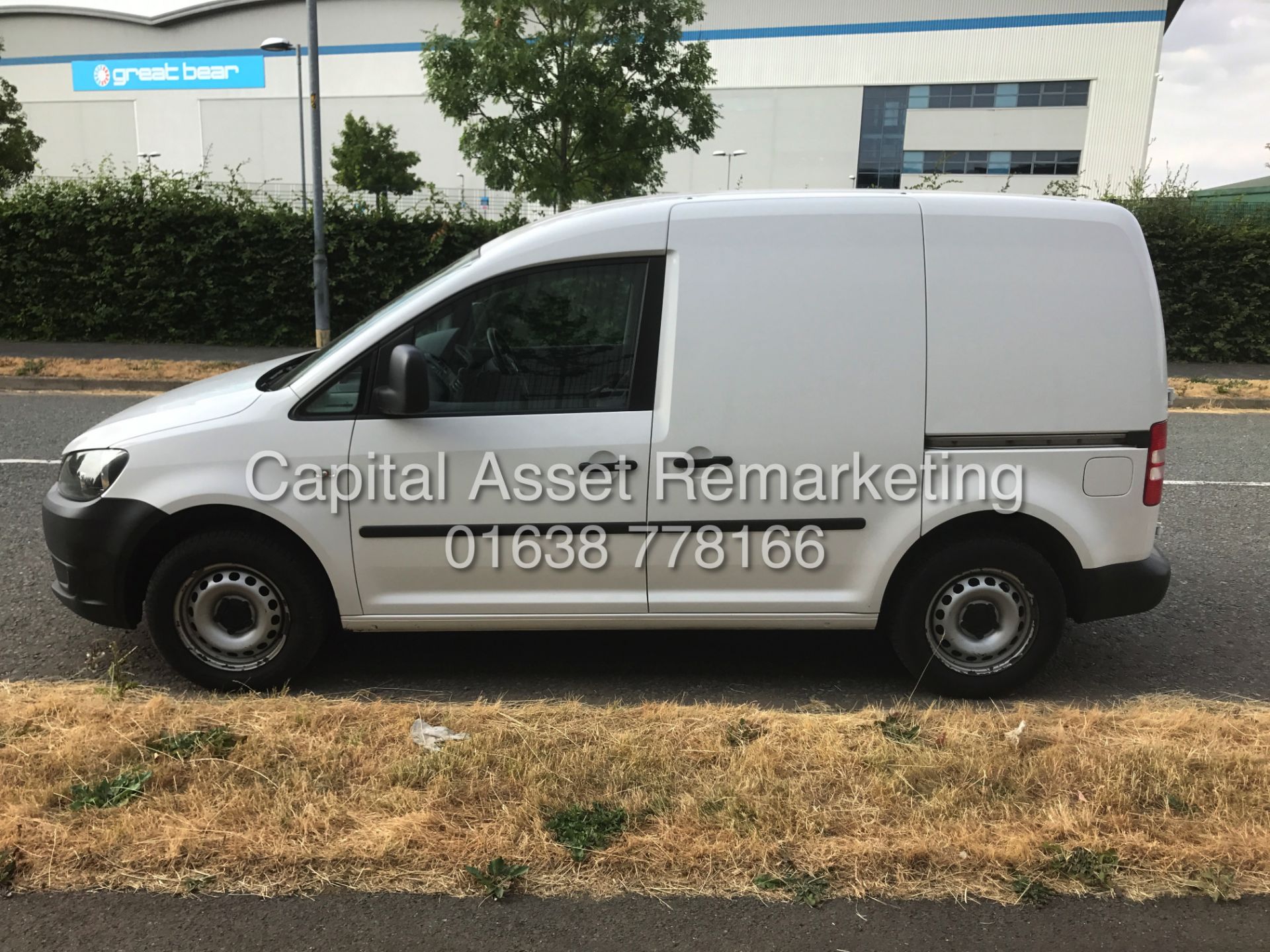 VOLKSWAGEN CADDY C20 1.6TDI "102BHP" 1 OWNER (2015 MODEL) AIR CON - ELEC PACK - SIDE LOADING DOOR - Image 10 of 18