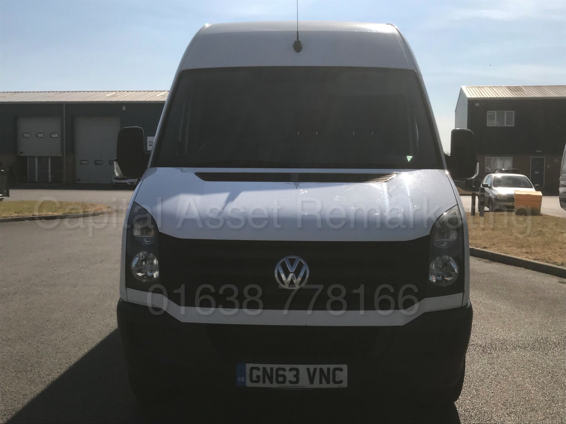 VOLKSWAGEN CRAFTER CR35 'LWB HI-ROOF / PANEL VAN' (2014 MODEL) '2.0 TDI - 109 BHP - 6 SPEED' - Bild 4 aus 23