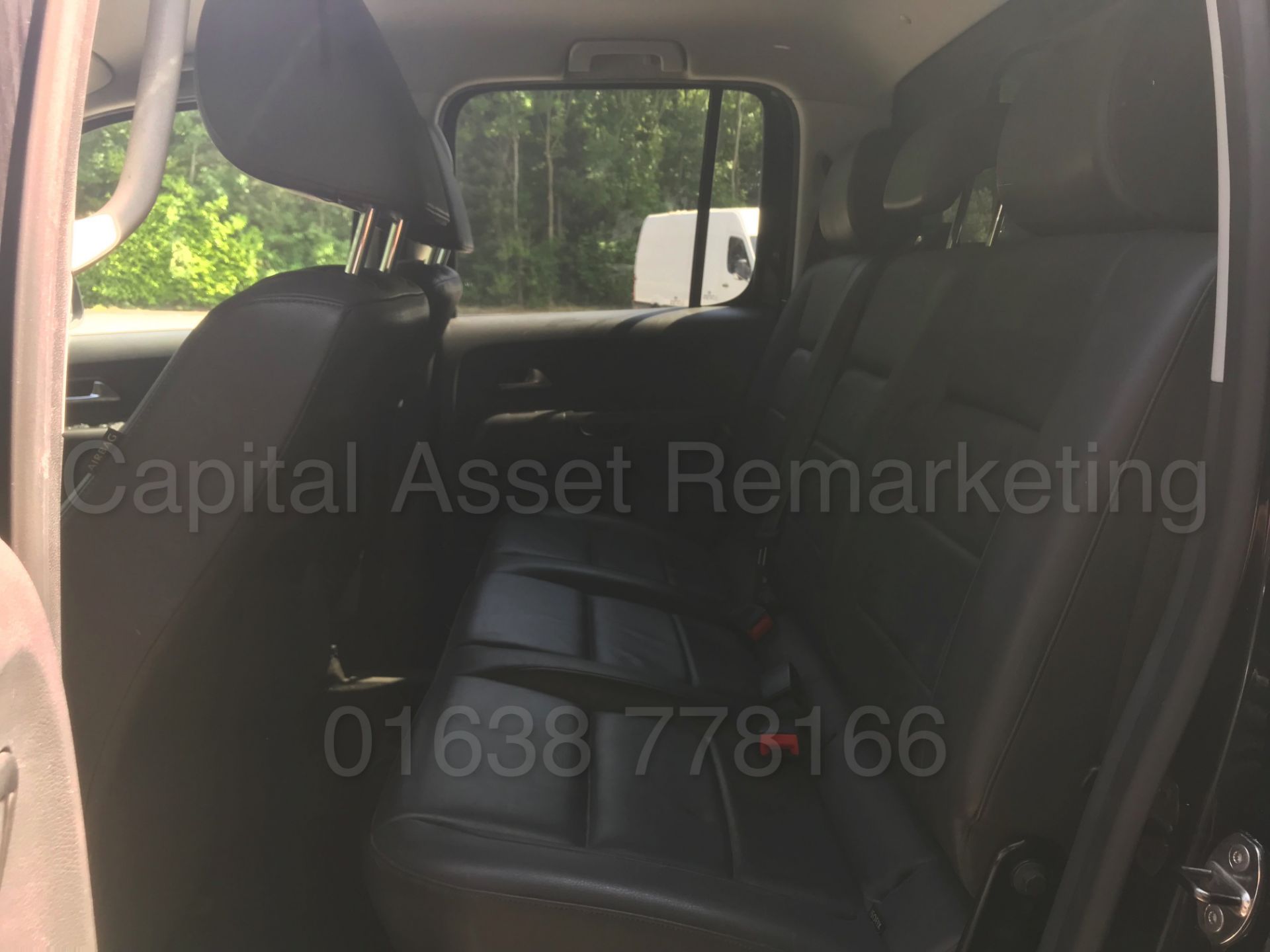 VOLKSWAGEN AMAROK **HIGHLINE** D/CAB PICK-UP (2015 MODEL) '2.0 TDI - 180 BHP - LEATHER - SAT NAV' - Bild 25 aus 40