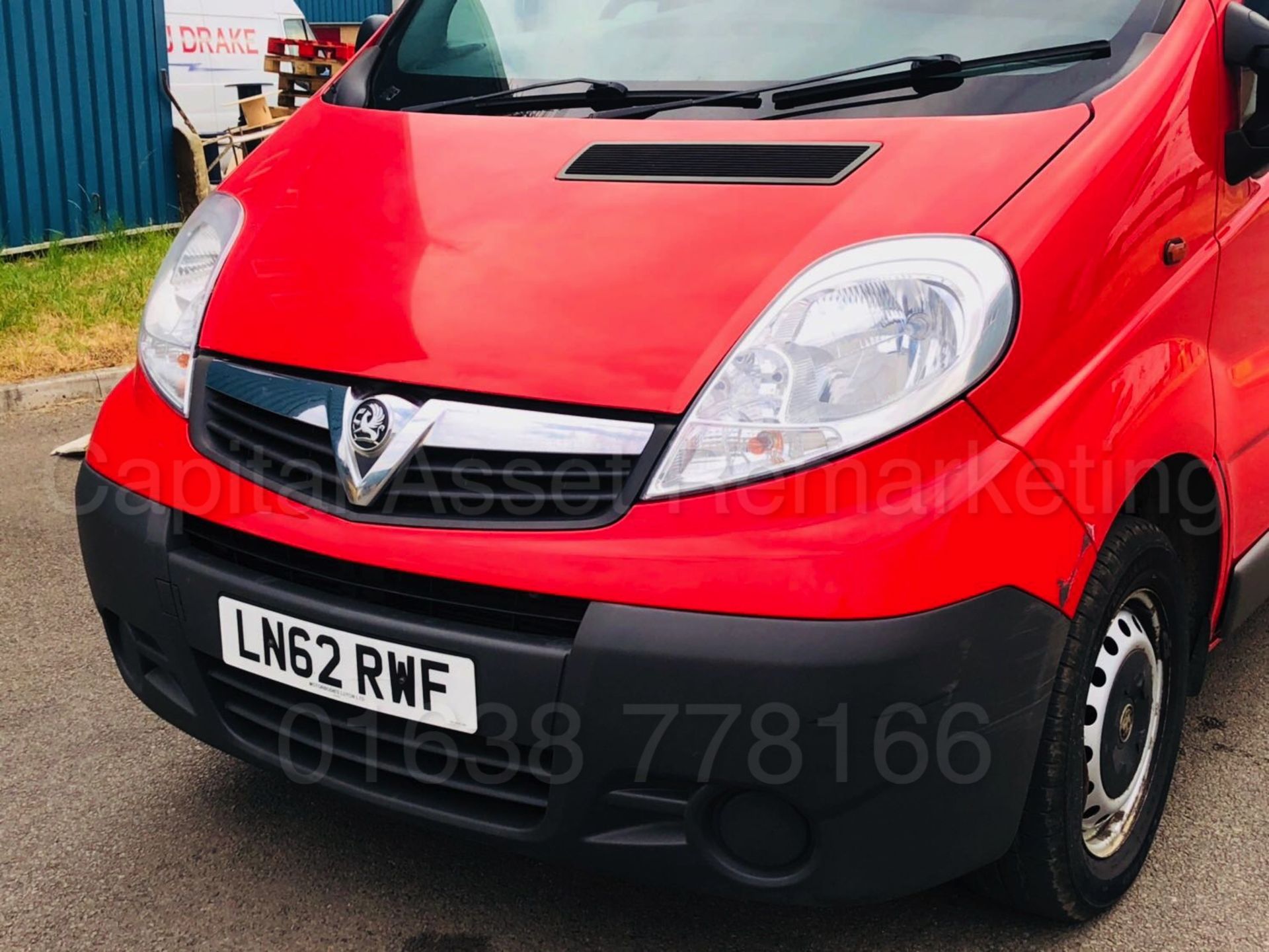 (ON SALE) VAUXHALL VIVARO 2700 'SWB - PANEL VAN' (2013 MODEL) '2.0 CDTI - 115 - 6 SPEED' **AIR CON** - Bild 16 aus 32