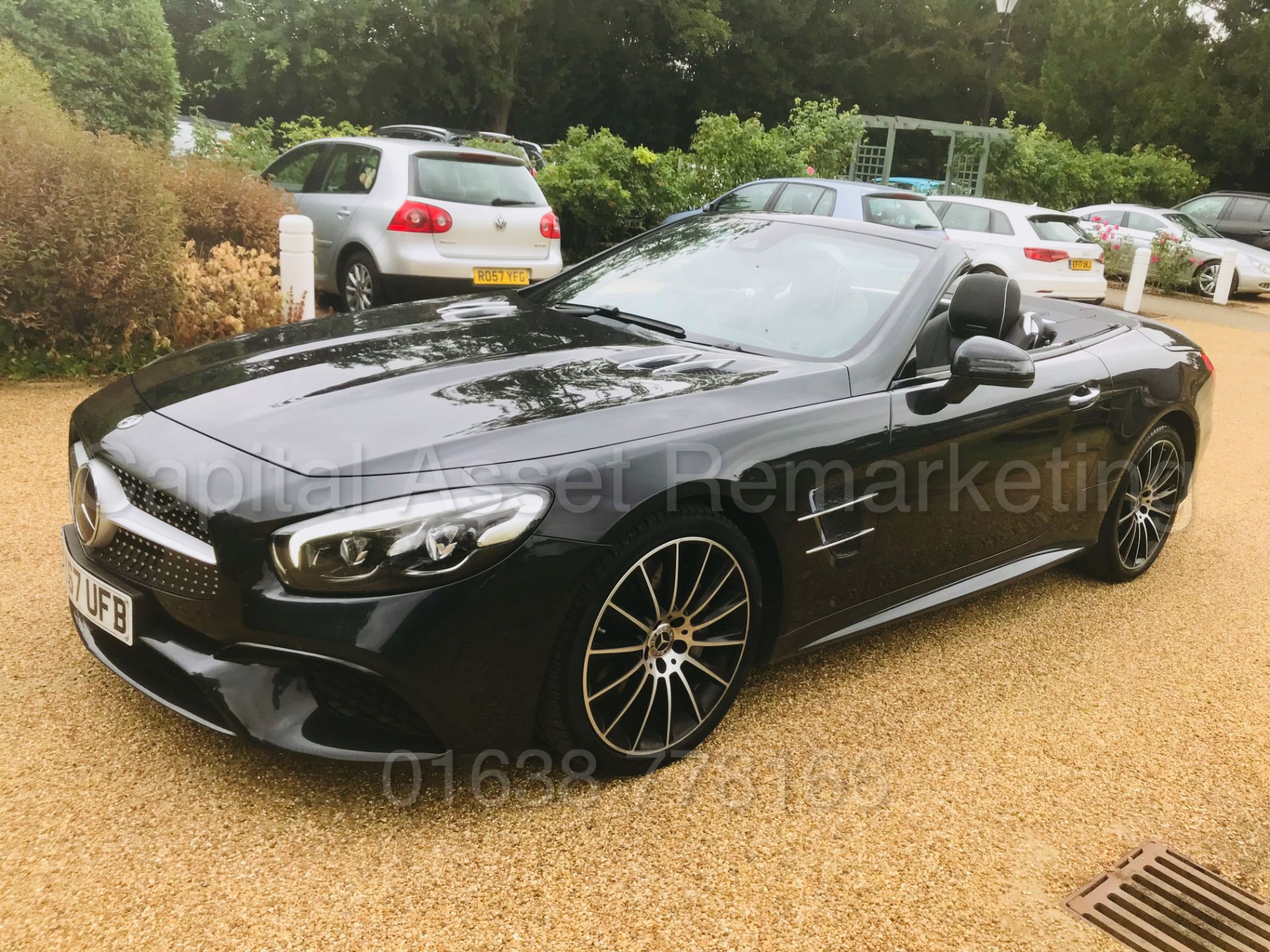 MERCEDES-BENZ SL 400 'AMG EDITION' (2018 MODEL) '3.0 V6 - 367 BHP - 9 SPEED AUTO' **MASSIVE SPEC** - Image 12 of 63