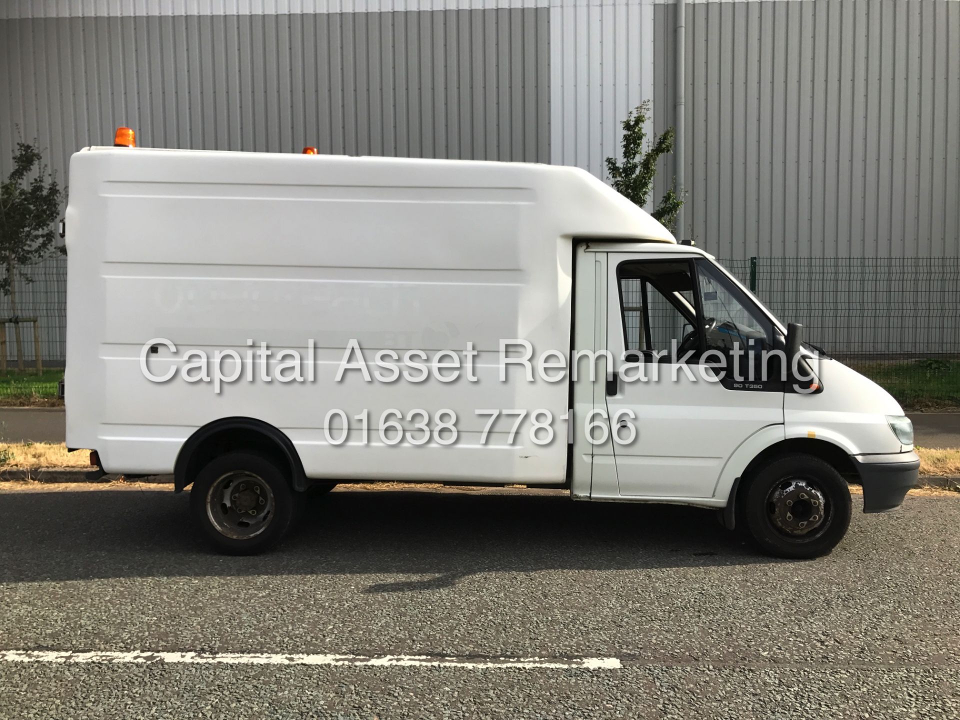 On Sale FORD TRANSIT 2.4TDCI T350 LUTON / BOX VAN (2006 MODEL) 1 OWNER -ONLY 98K FROM NEW - Image 6 of 10