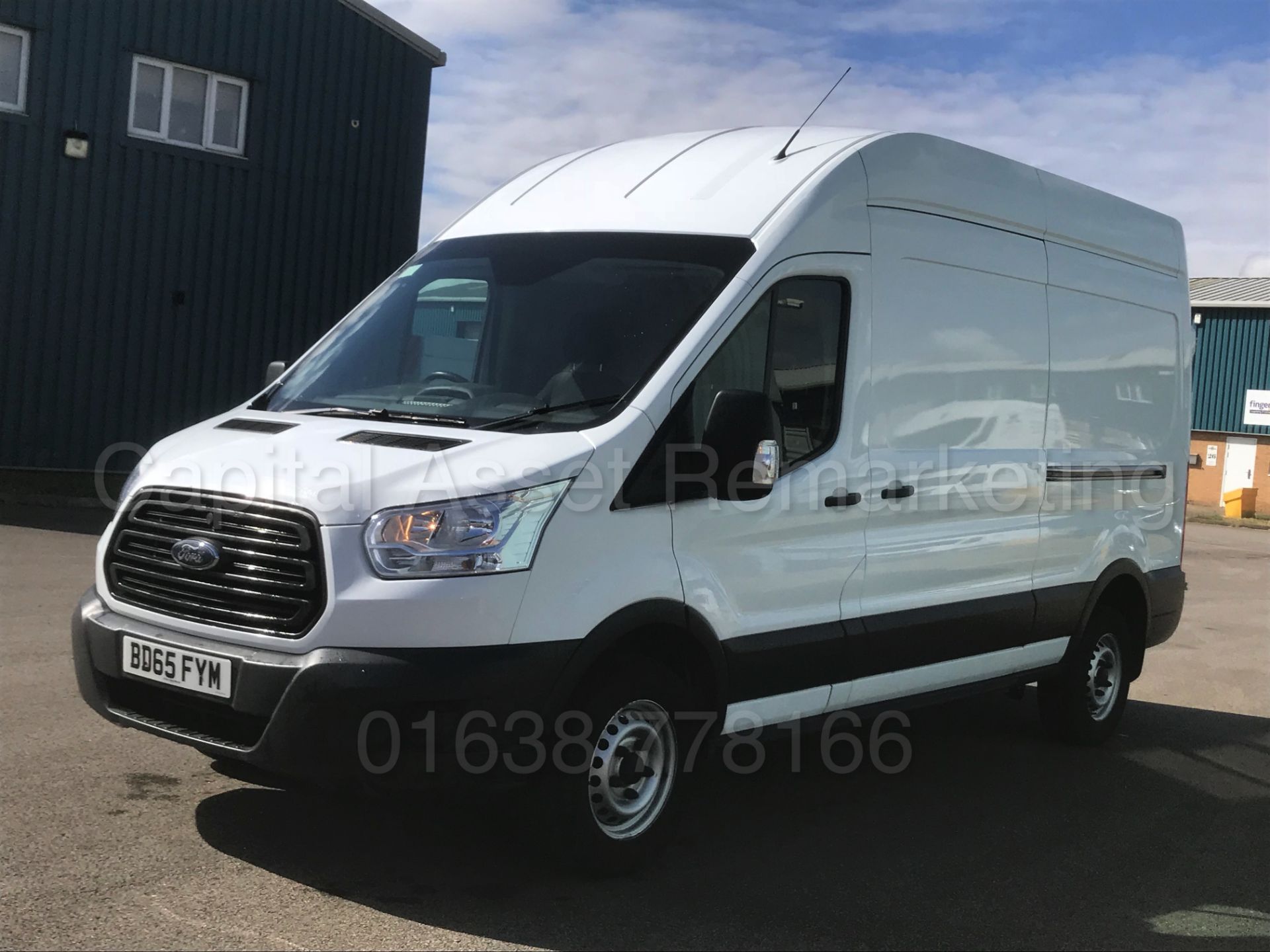 FORD TRANSIT T350 'LWB HI-ROOF - PANEL VAN' (2016 MODEL) '2.2 TDCI - 125 BHP - 6 SPEED' - Bild 5 aus 34