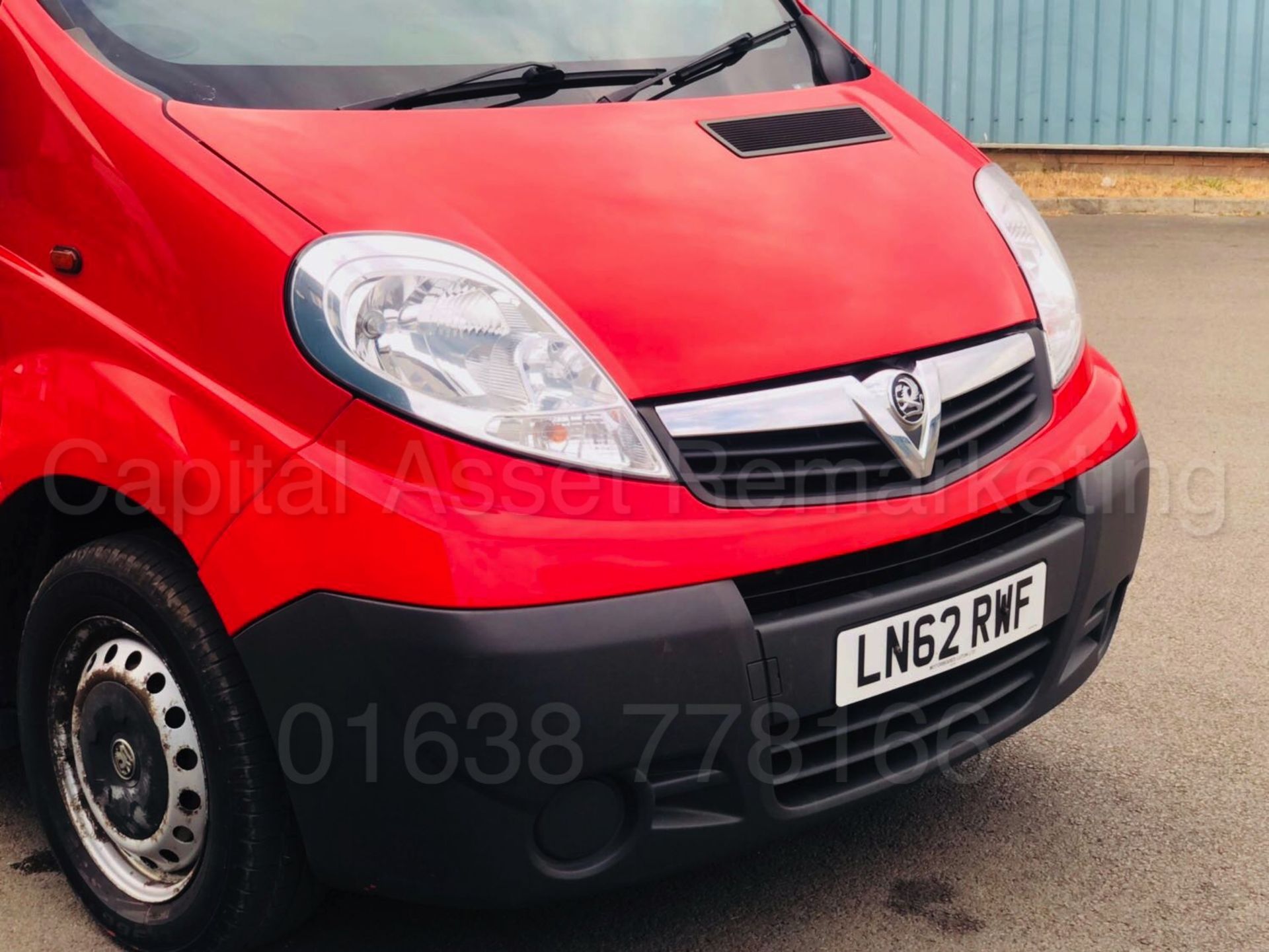 (ON SALE) VAUXHALL VIVARO 2700 'SWB - PANEL VAN' (2013 MODEL) '2.0 CDTI - 115 - 6 SPEED' **AIR CON** - Bild 15 aus 32