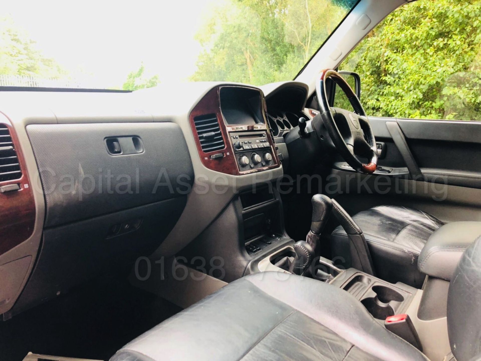 MITSUBISHI SHOGUN *ELEGANCE* (2006) '3.2 DI-D - 161 BHP' *LEATHER -SAT NAV - A/C -7 SEATER* (NO VAT) - Bild 17 aus 33