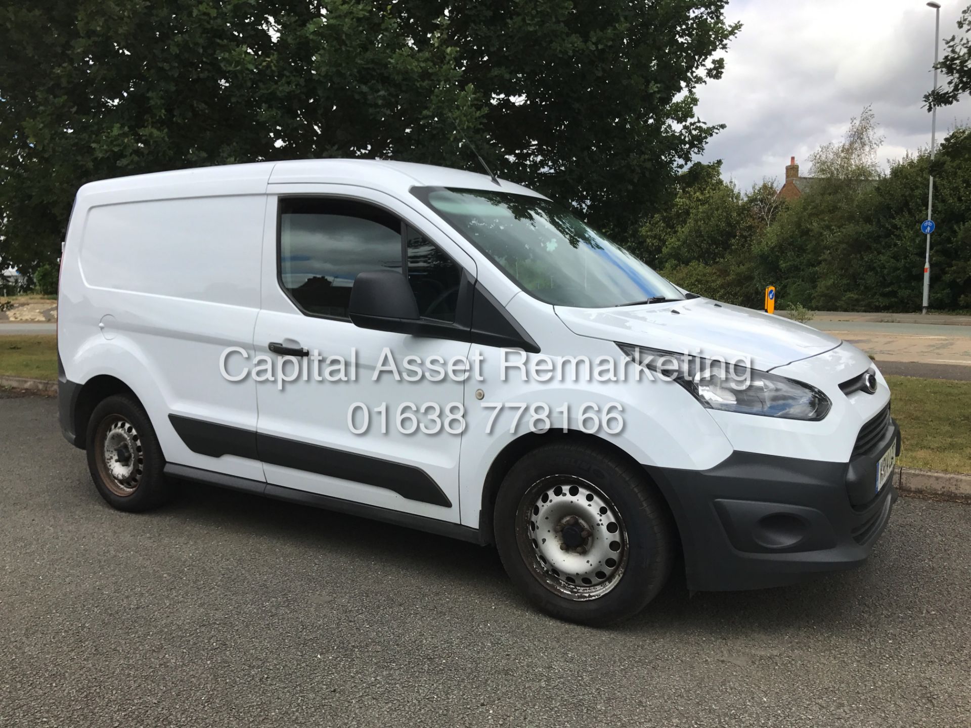 (ON SALE) FORD TRANSIT CONNECT 1.6TDCI L1 "200" 1 OWNER (14 REG - NEW SHAPE) ONLY 76K MILES - SLD - Bild 9 aus 14