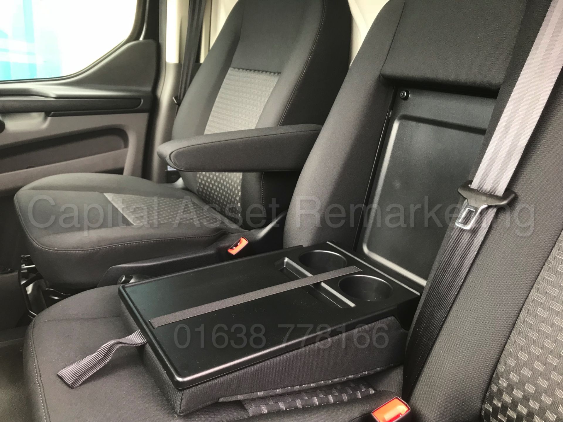 FORD TRANSIT CUSTOM *TREND EDITION* (2018 - ALL NEW MODEL) '2.0 TDCI - 6 SPEED' *DELIVERY MILEAGE* - Bild 25 aus 49