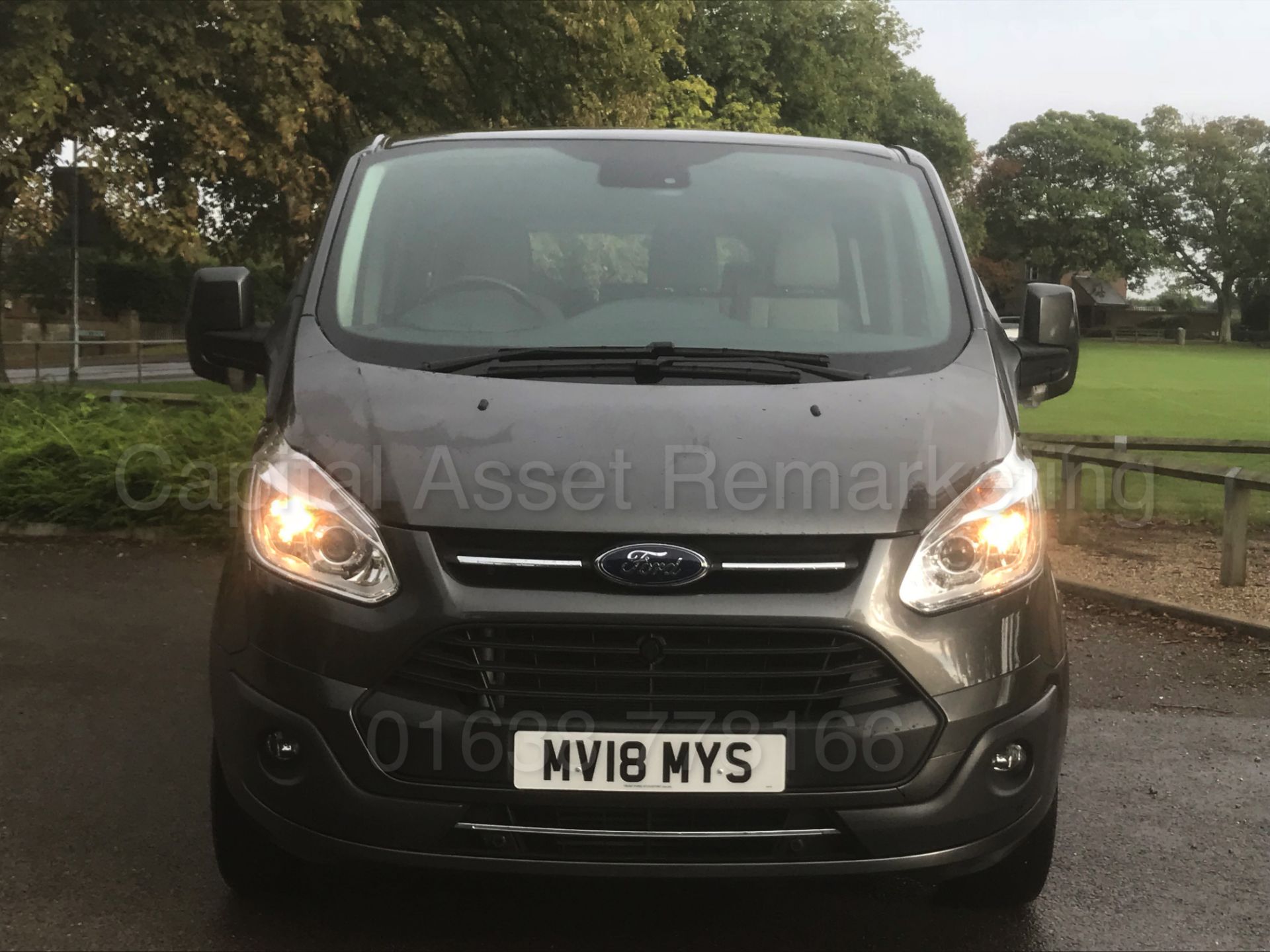 FORD TRANSIT 'TOURNEO' *TITANIUM EDITION* (2018) *9 SEATER MPV* '2.0 TDCI - 6 SPEED' *LOW MILES* - Bild 3 aus 62