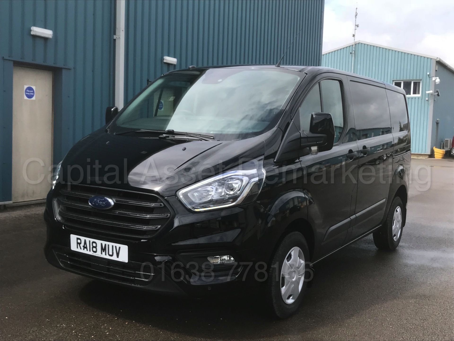 FORD TRANSIT CUSTOM *TREND EDITION* (2018 - ALL NEW MODEL) '2.0 TDCI - 6 SPEED' *DELIVERY MILEAGE* - Bild 4 aus 49