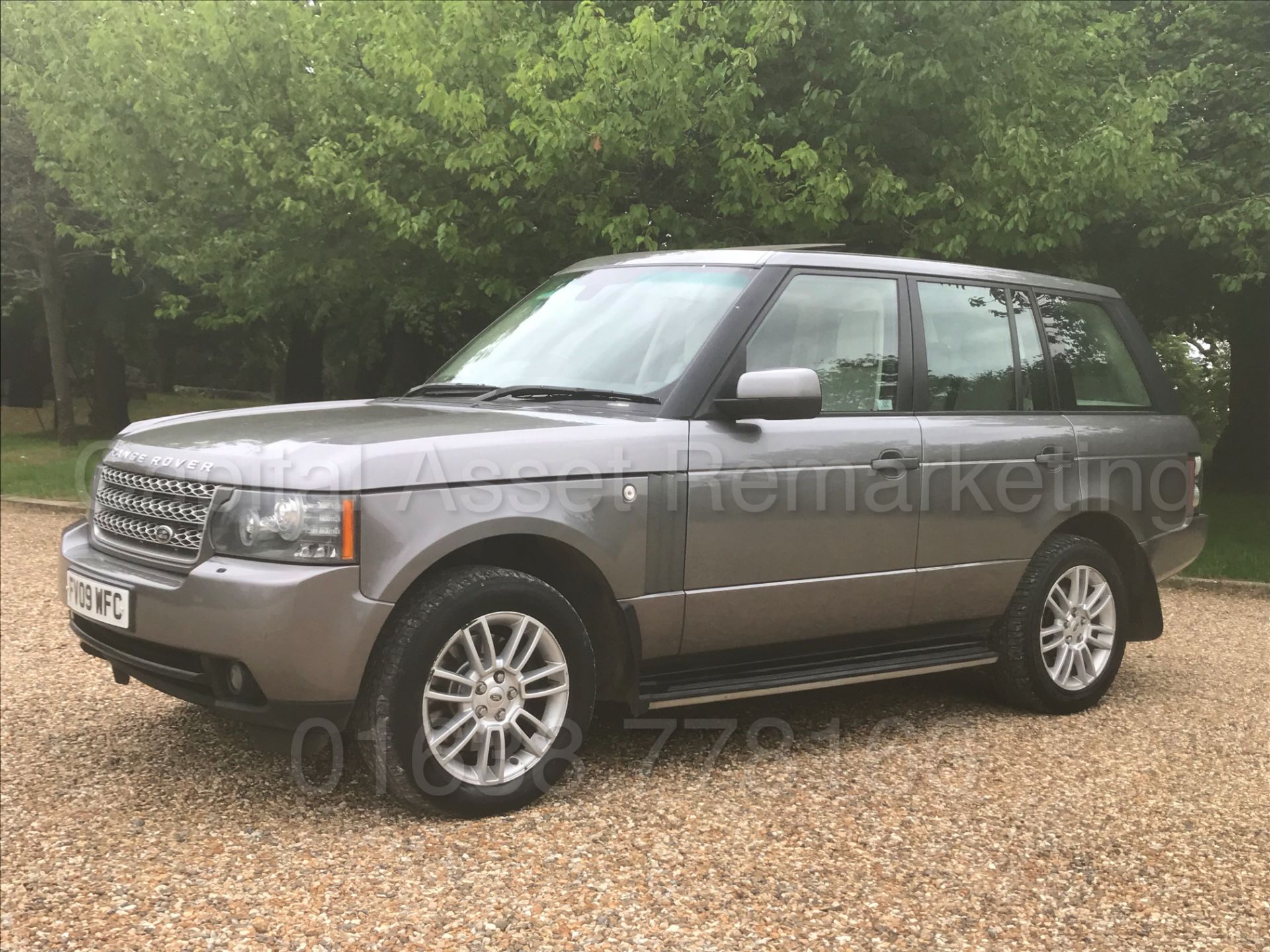 RANGE ROVER VOGUE (2009 - FACELIFT EDITION) '3.6 TDV8 - 268 BHP - AUTO' **ULTIMATE SPEC** (NO VAT) - Image 6 of 49