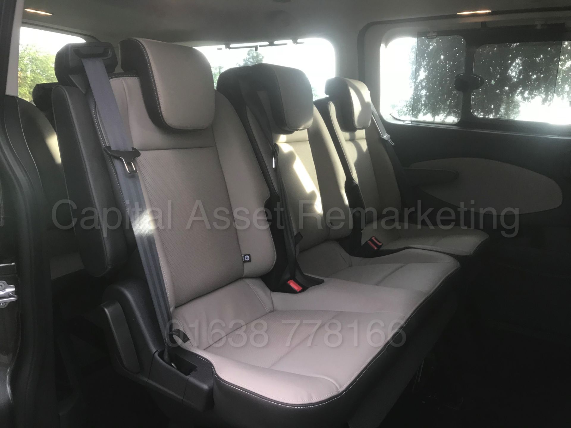 FORD TRANSIT 'TOURNEO' *TITANIUM EDITION* (2018) *9 SEATER MPV* '2.0 TDCI - 6 SPEED' *LOW MILES* - Image 35 of 62