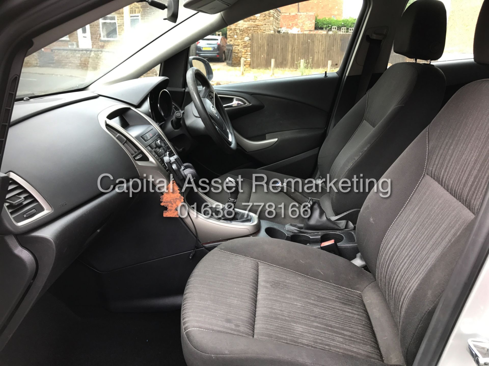 VAUXHALL ASTRA 1.7CDTI "ESTATE" SPORTS TOURER - ECO EXCLUSIV - 6 SPEED - 1 OWNER - GREAT SPEC - LOOK - Image 10 of 16