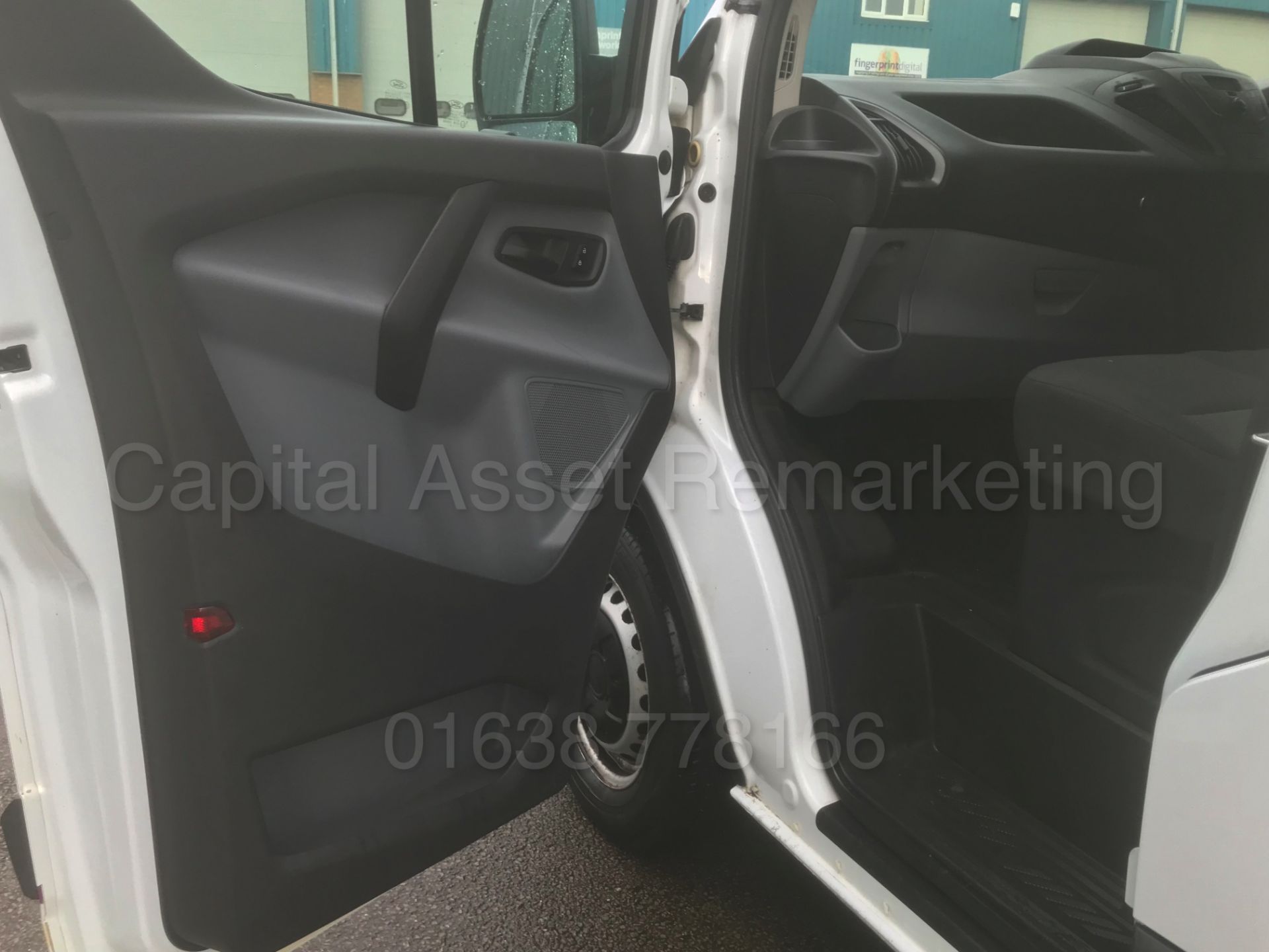 FORD TRANSIT CUSTOM 290 'ECO-TECH' **LWB - PANEL VAN** (2014) '2.2 TDCI - 6 SPEED' (1 OWNER) - Bild 17 aus 37