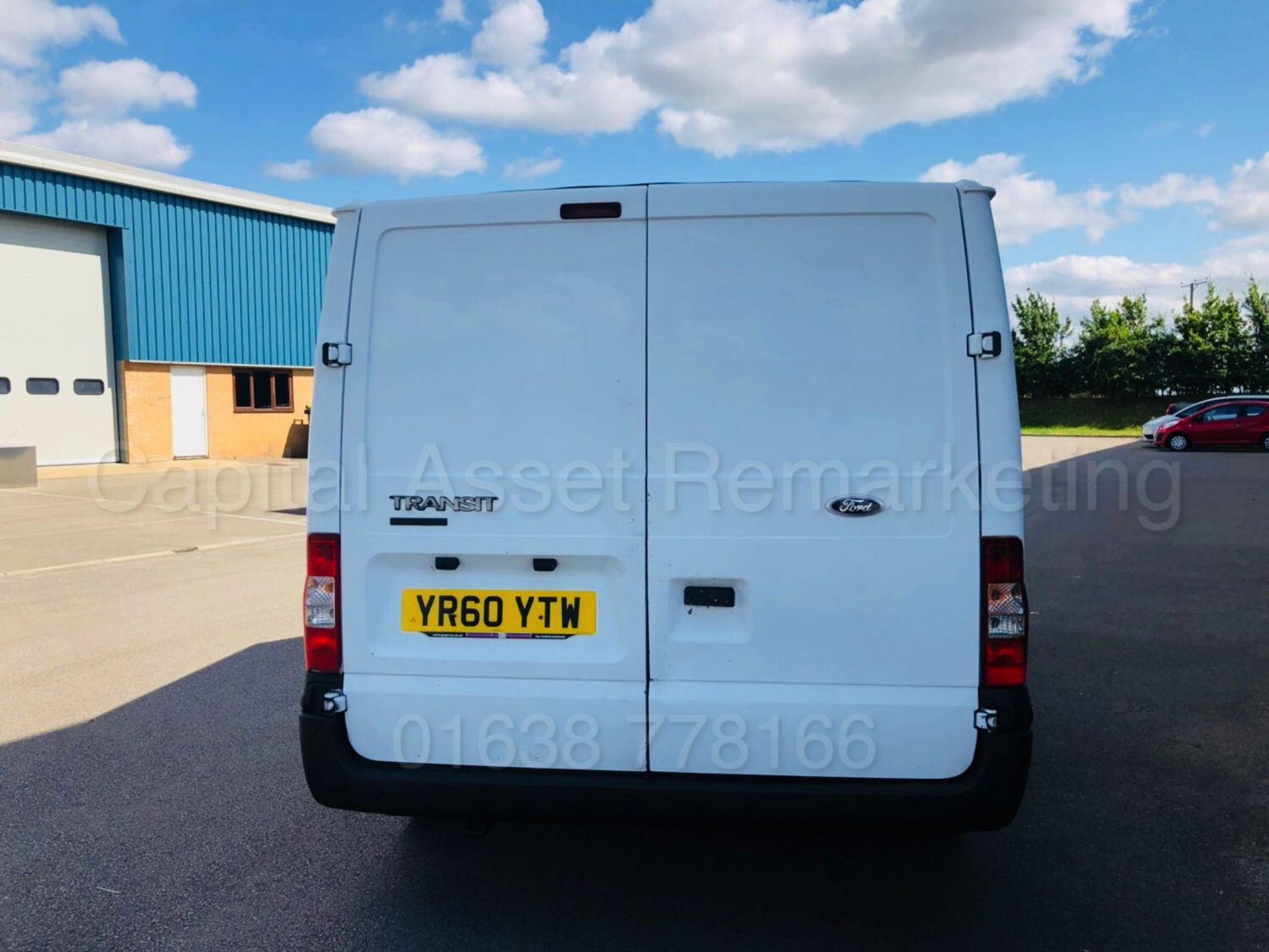 FORD TRANSIT 85 T260 *SWB - PANEL VAN* (2011 MODEL) '2.2 TDCI - 85 BHP - 5 SPEED' **LOW MILES** - Bild 7 aus 21