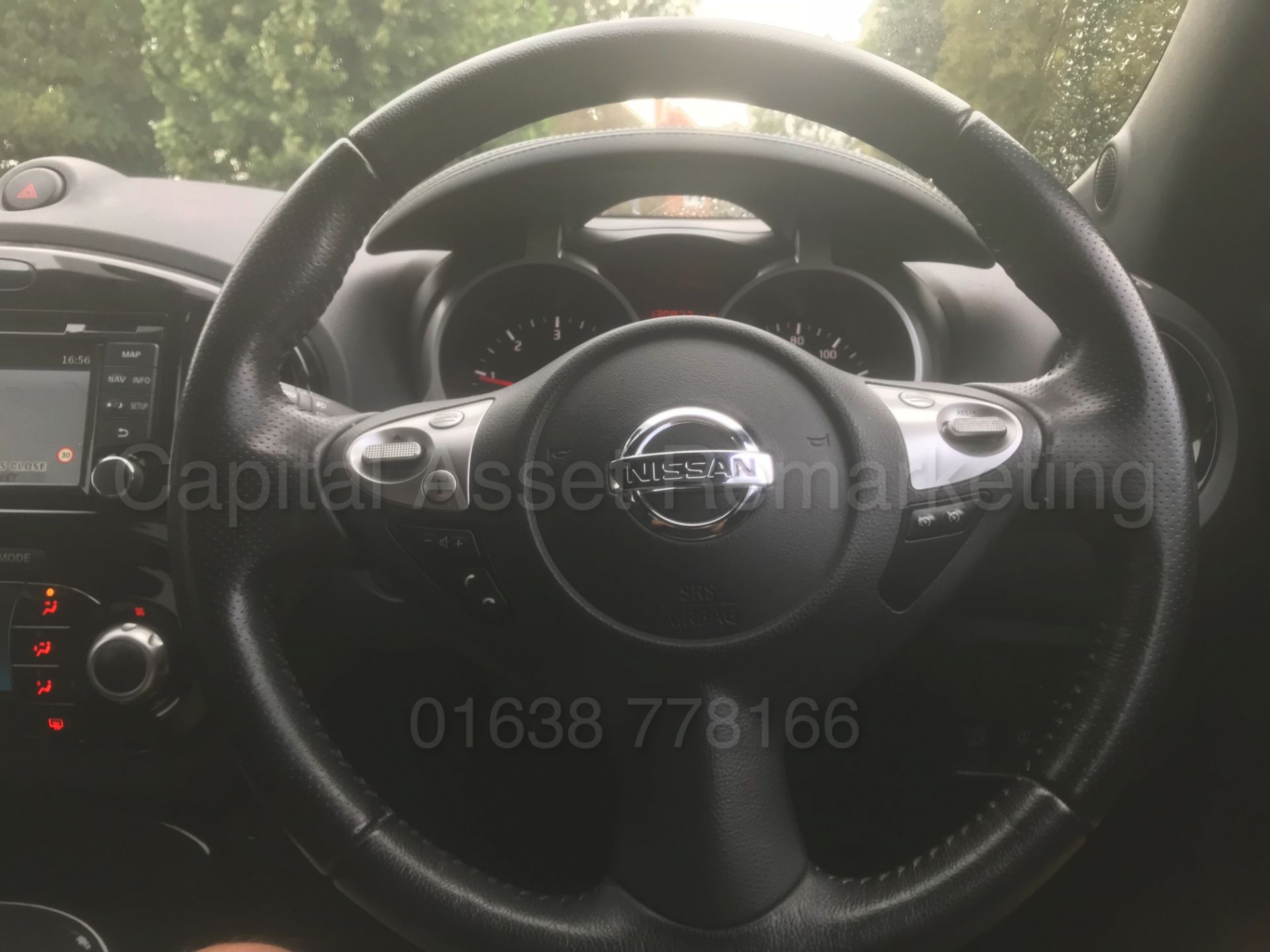 NISSAN JUKE *N-CONNECTA* 5 DOOR (2016) '1.5 DCI - 6 SPEED' **AIR CON - SAT NAV** (1 OWNER - FSH) - Bild 42 aus 44