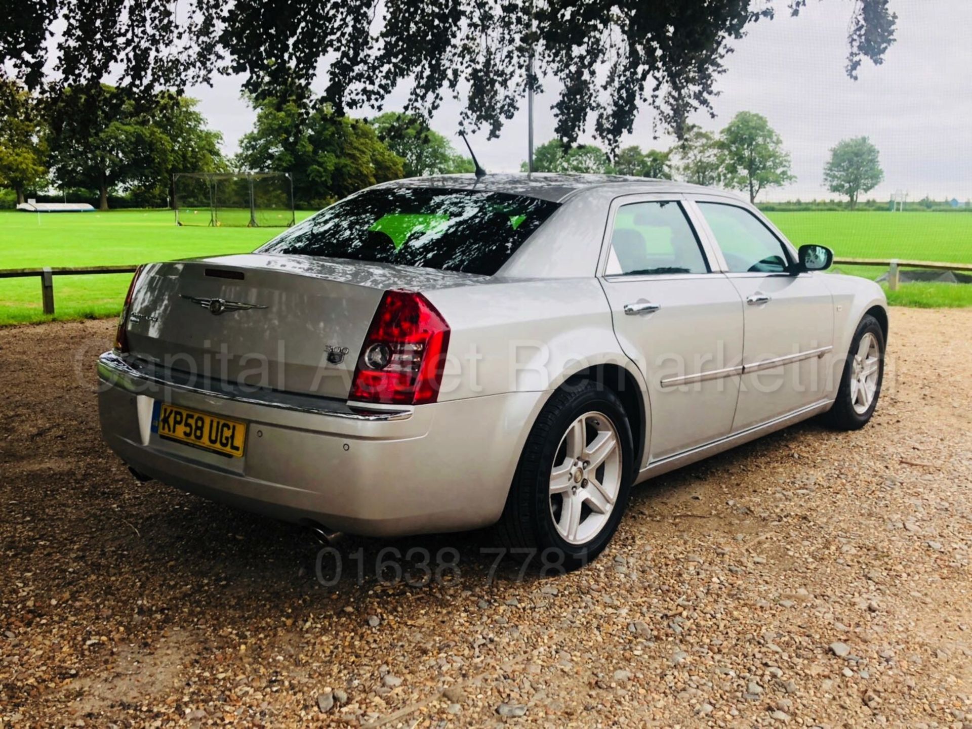 CHRYSLER 300-C *LUXURY EDITION* (2009 MODEL) '3.0 D - 218 BHP - AUTO' *LEATHER - SAT NAV* (NO VAT) - Image 49 of 198