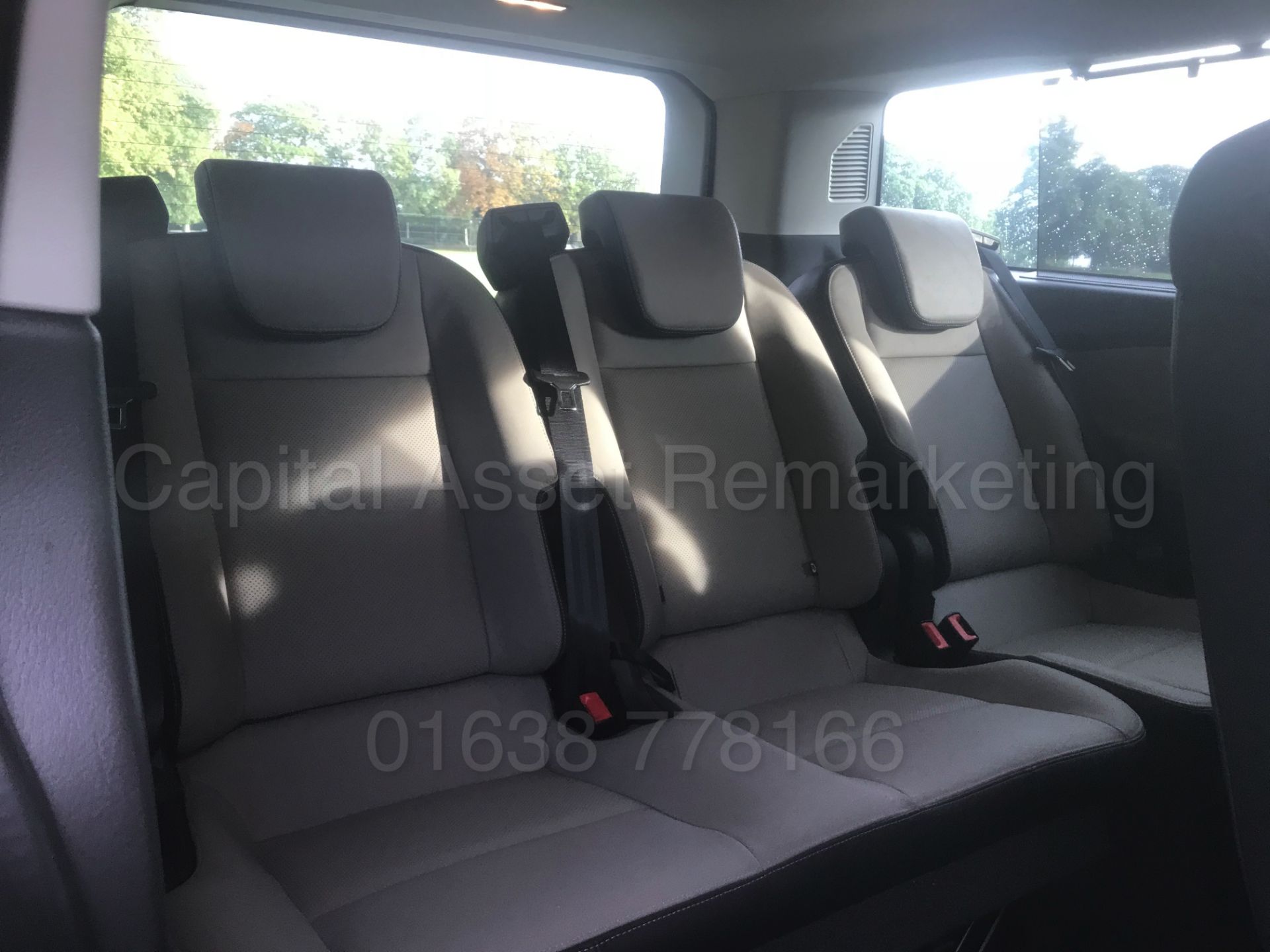 FORD TRANSIT 'TOURNEO' *TITANIUM EDITION* (2018) *9 SEATER MPV* '2.0 TDCI - 6 SPEED' *LOW MILES* - Image 37 of 62