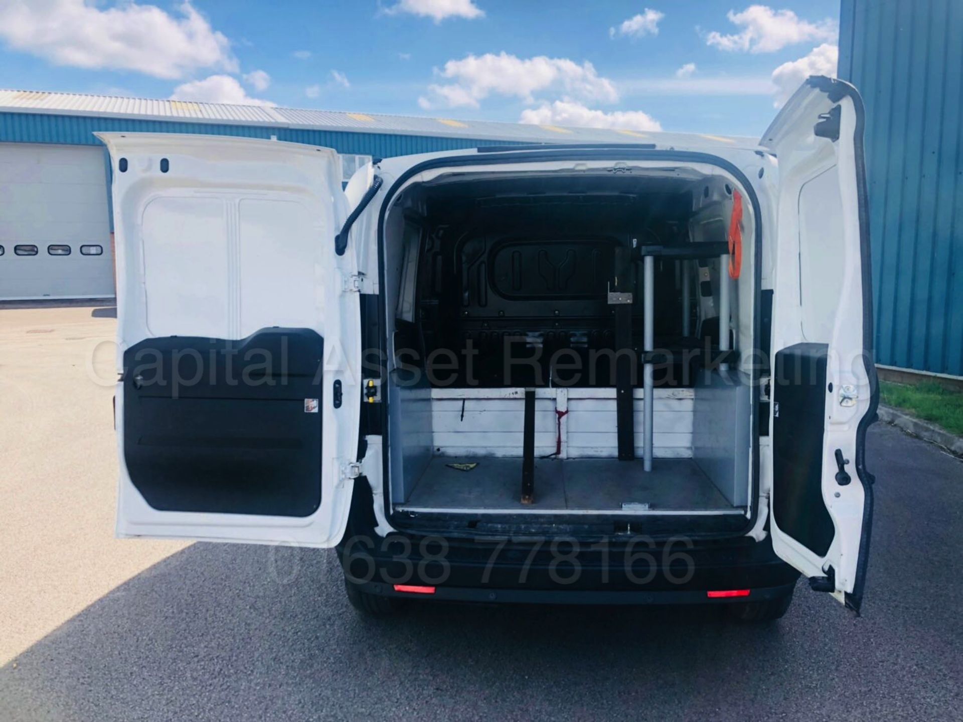 (On Sale) FIAT DOBLO *PANEL VAN* (2012 - NEW MODEL) '16v MULTI-JET - DIESEL - 90 BHP - 5 SPEED' - Bild 14 aus 24