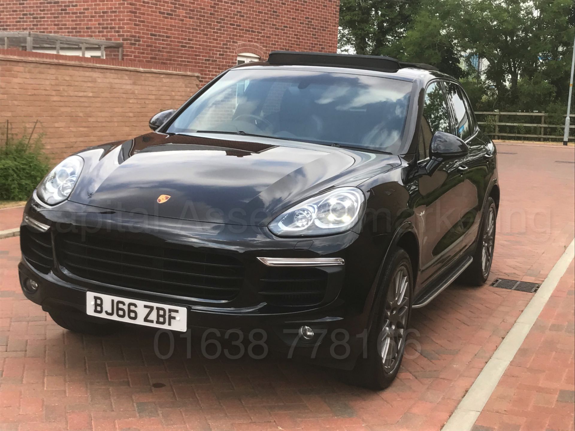 PORSCHE CAYENNE *PLATINUM EDITION* (2017 MODEL) '3.0 V6 DIESEL - 265 BHP - 8 SPEED AUTO' *TOP SPEC* - Bild 5 aus 64