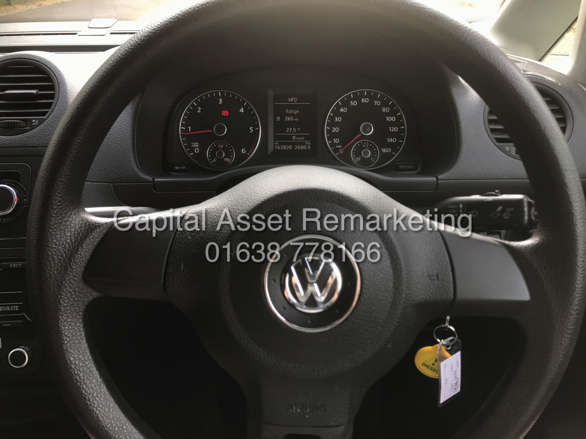 VOLKSWAGEN CADDY 1.6TDI C20 "102BHP" 1 OWNER (2015 MODEL) AIR CON - ELEC PACK - SIDE LOADING DOOR - Image 11 of 17