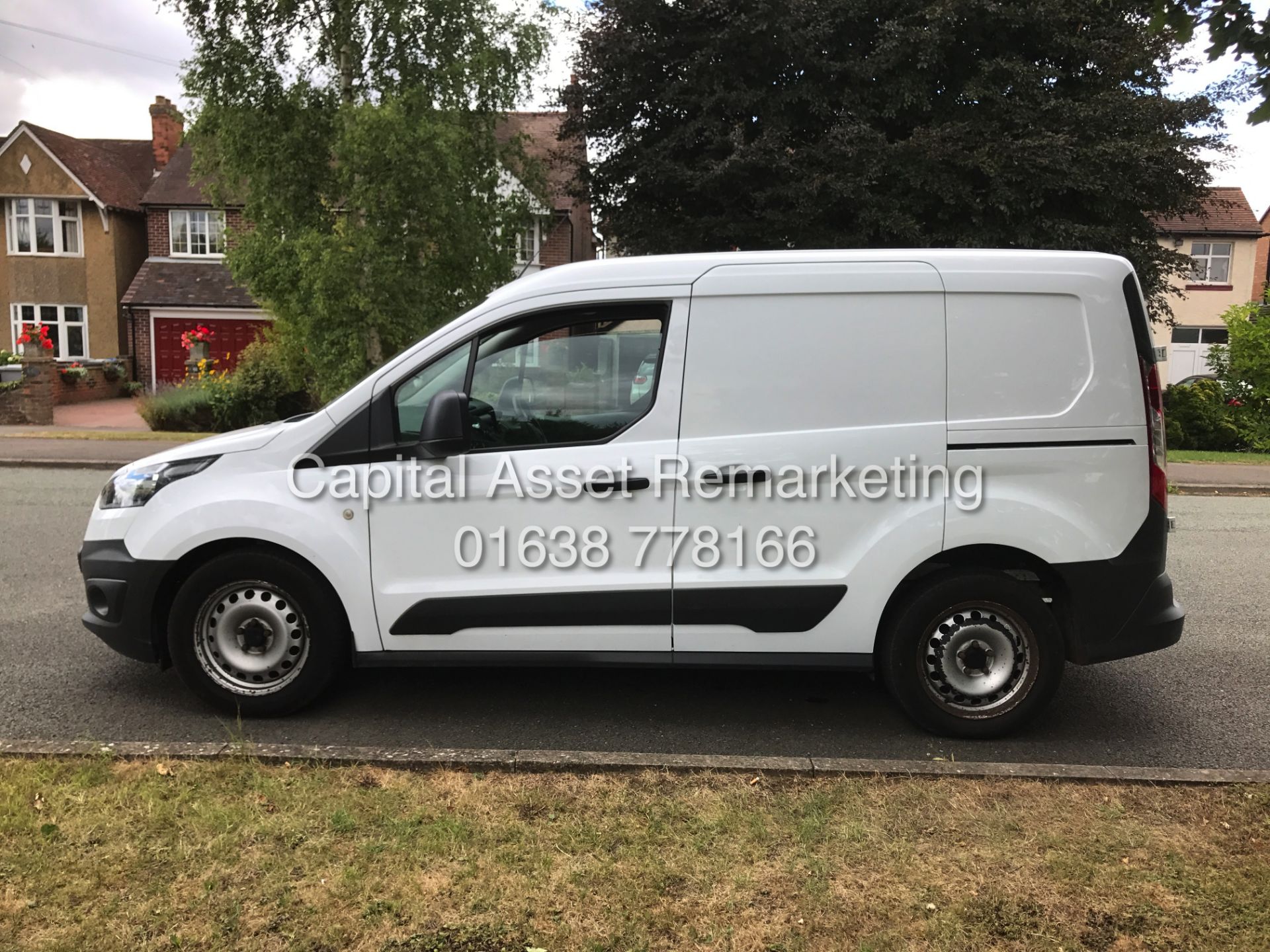 (ON SALE) FORD TRANSIT CONNECT 1.6TDCI L1 "200" 1 OWNER (14 REG - NEW SHAPE) ONLY 76K MILES - SLD - Bild 3 aus 14