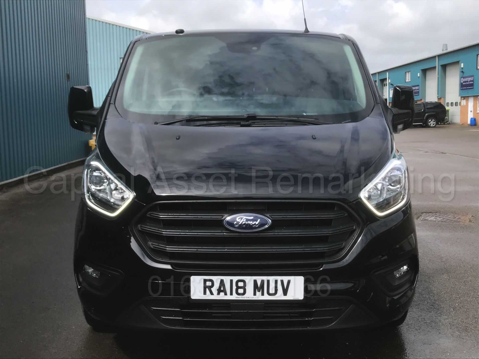 FORD TRANSIT CUSTOM *TREND EDITION* (2018 - ALL NEW MODEL) '2.0 TDCI - 6 SPEED' *DELIVERY MILEAGE* - Bild 3 aus 49