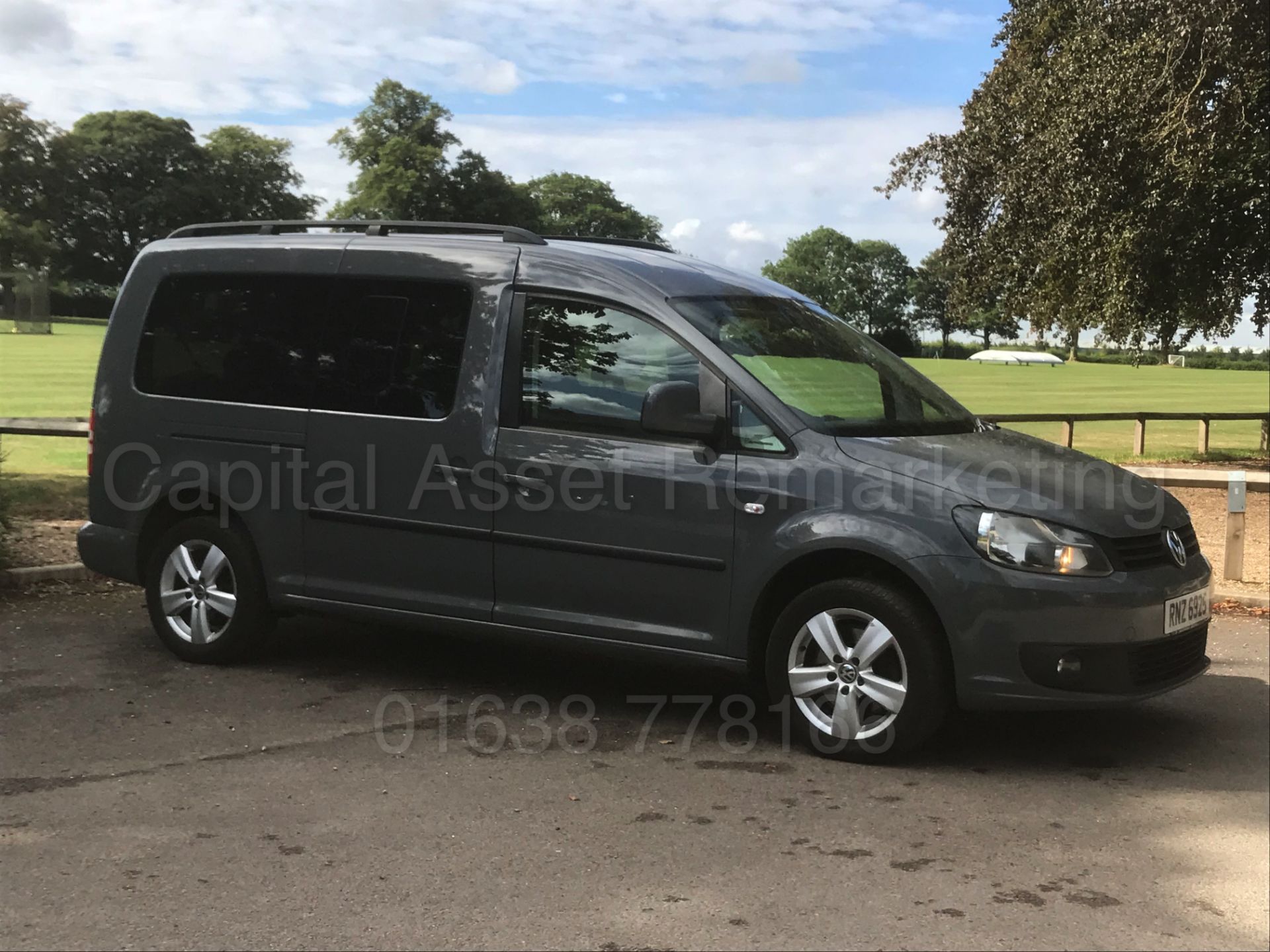 VOLKSWAGEN CADDY C20 MAXI *LIFE* (2012) '1.6 TDI- 102 BHP - STOP/START' *A/C* (7 SEATER) (NO VAT)