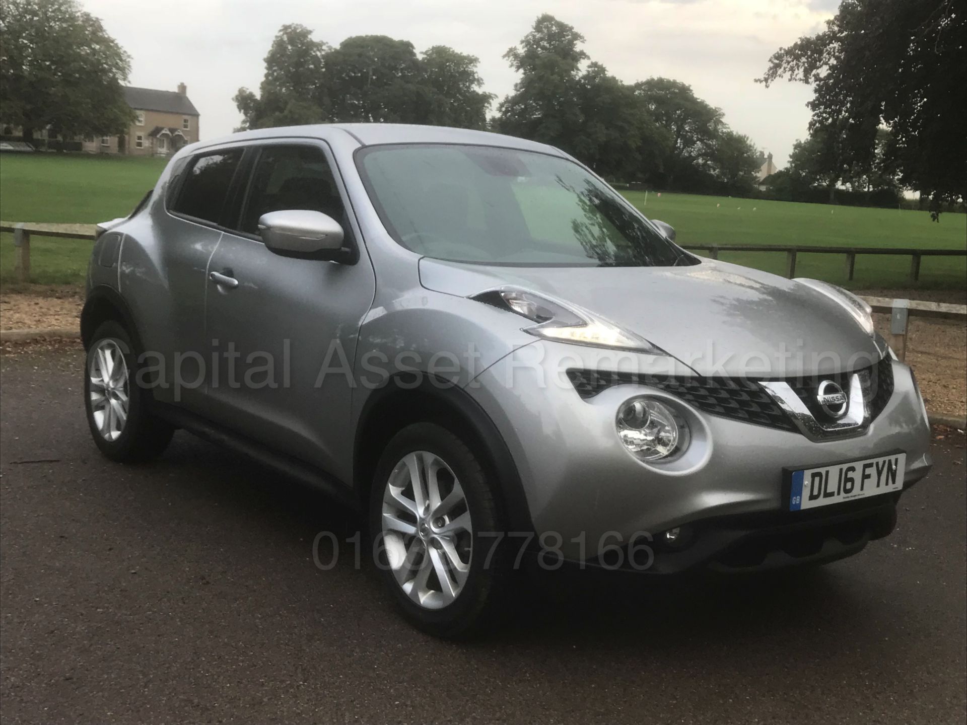 NISSAN JUKE *N-CONNECTA* 5 DOOR (2016) '1.5 DCI - 6 SPEED' **AIR CON - SAT NAV** (1 OWNER - FSH) - Image 2 of 44