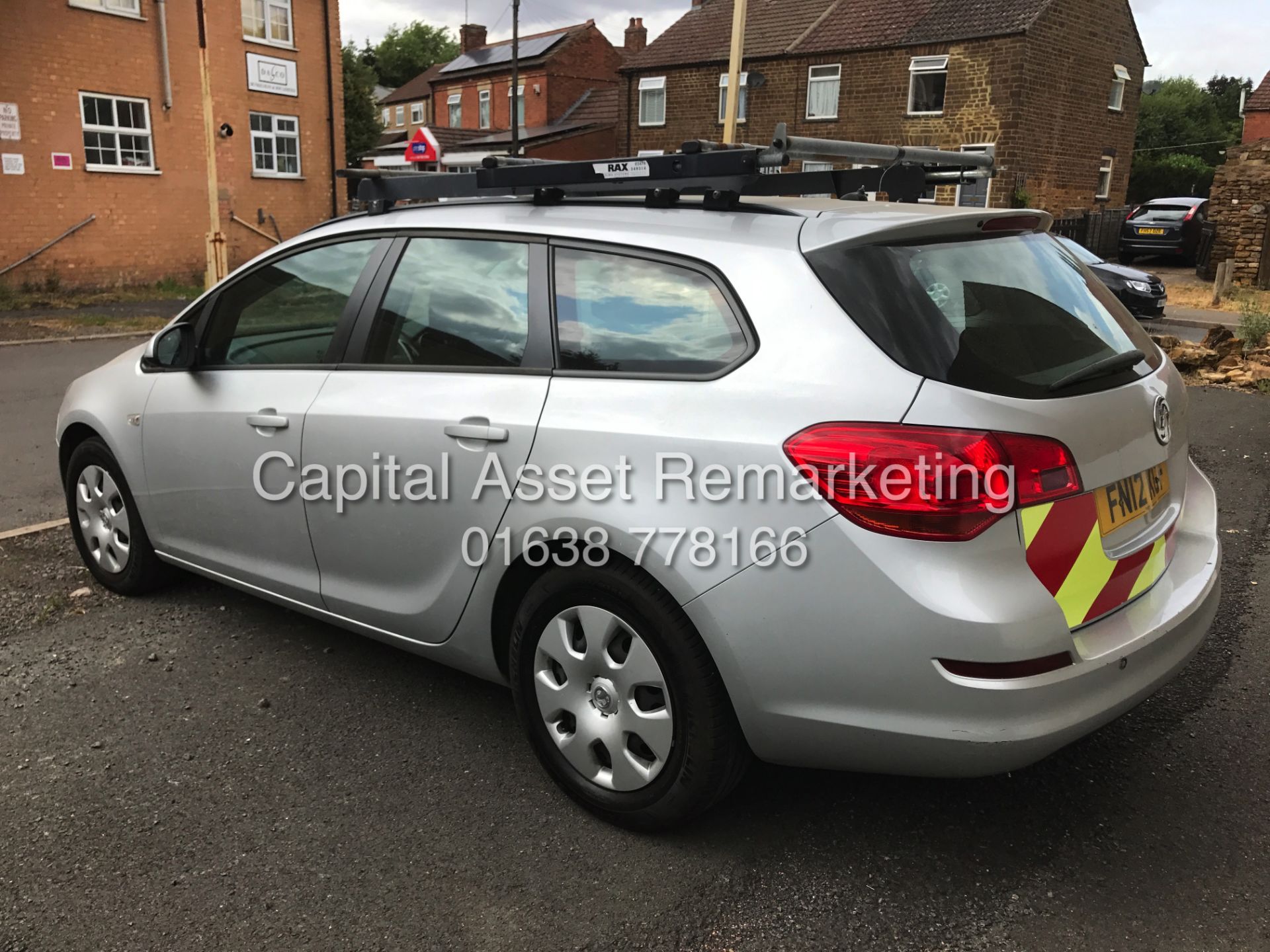 VAUXHALL ASTRA 1.7CDTI "ESTATE" SPORTS TOURER - ECO EXCLUSIV - 6 SPEED - 1 OWNER - GREAT SPEC - LOOK - Image 8 of 16