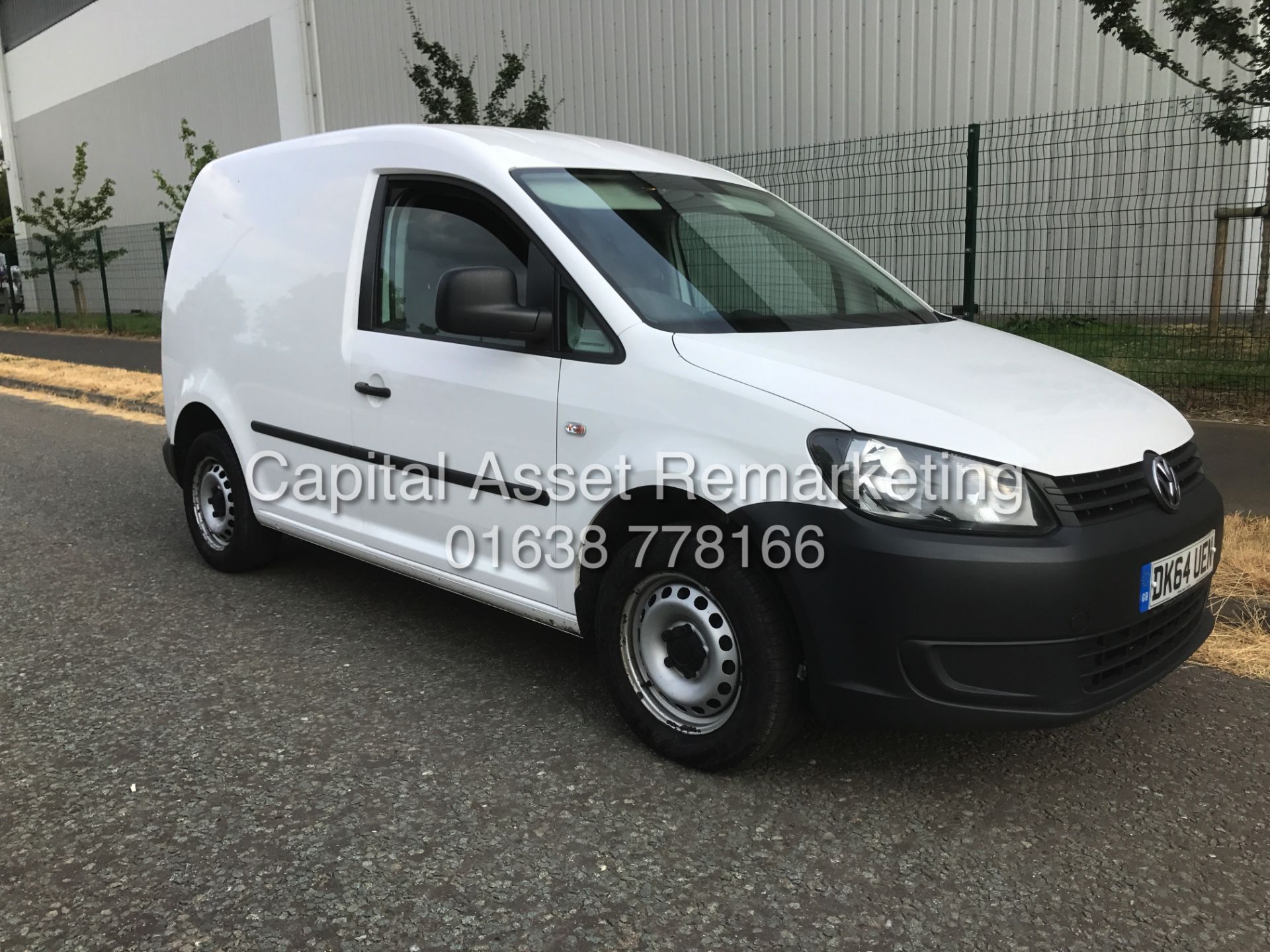 VOLKSWAGEN CADDY 1.6TDI C20 "102BHP" 1 OWNER (2015 MODEL) AIR CON - ELEC PACK - SIDE LOADING DOOR - Bild 4 aus 17