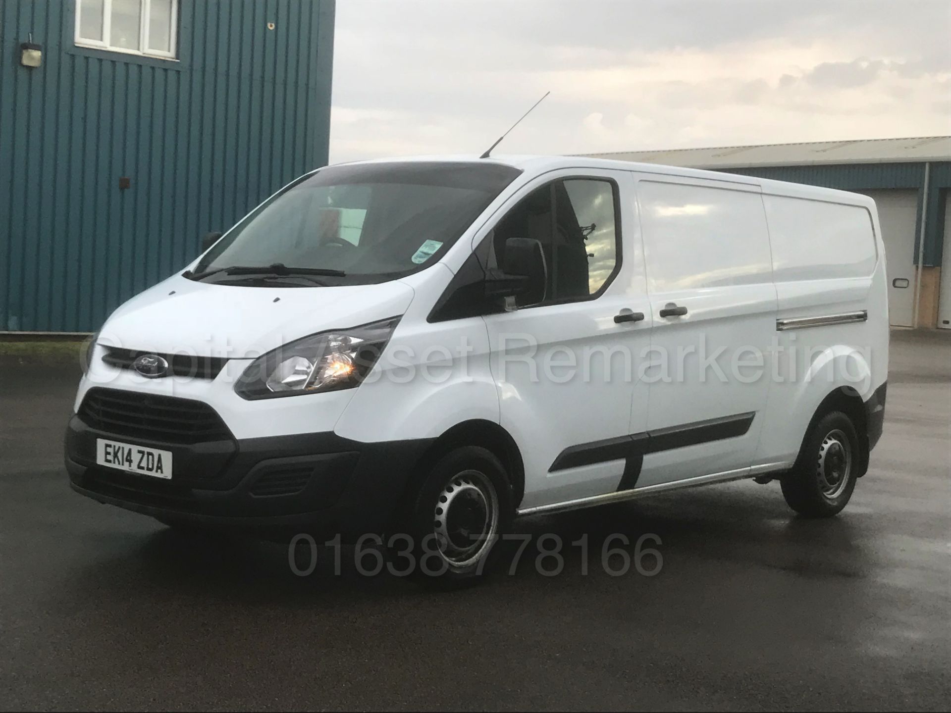 FORD TRANSIT CUSTOM 290 'ECO-TECH' **LWB - PANEL VAN** (2014) '2.2 TDCI - 6 SPEED' (1 OWNER) - Image 6 of 37