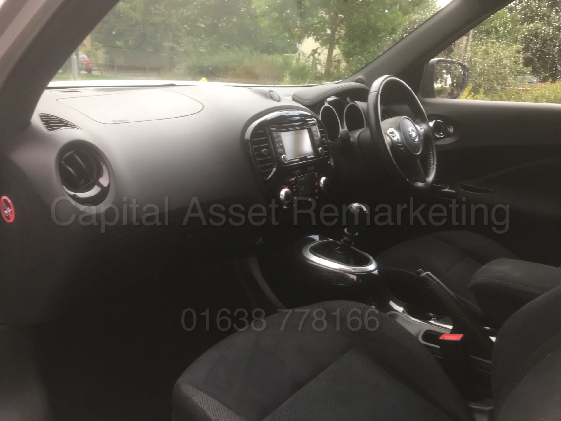 NISSAN JUKE *N-CONNECTA* 5 DOOR (2016) '1.5 DCI - 6 SPEED' **AIR CON - SAT NAV** (1 OWNER - FSH) - Image 21 of 44