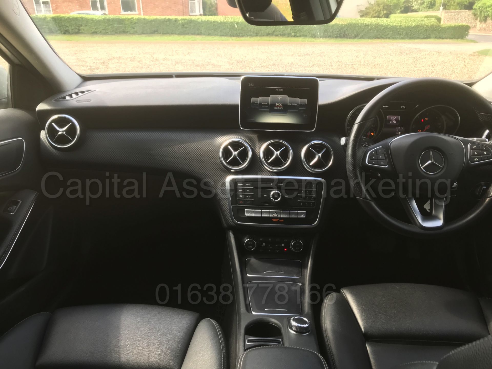 MERCEDES-BENZ A180D *SPORT PREMIUM* HATCHBACK (2016) 'AUTO - LEATHER - SAT NAV' *HUGE SPEC* - Image 28 of 48