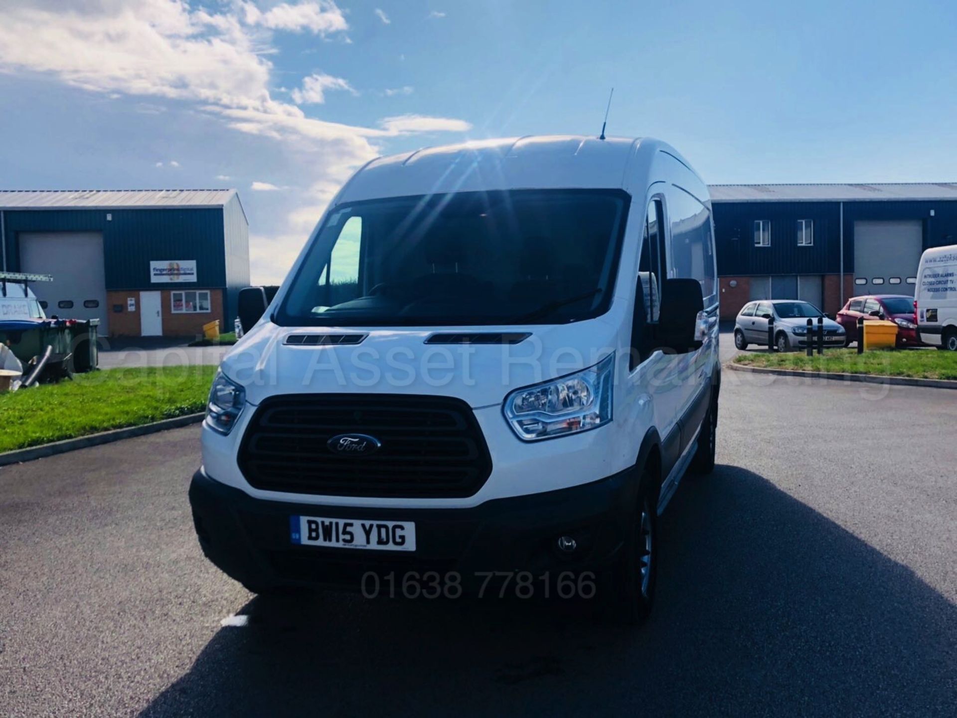 (On Sale) FORD TRANSIT T350 *LWB - PANEL VAN* (2015 - NEW MODEL) '2.2 TDCI - 125 BHP - 6 SPEED' - Image 4 of 28