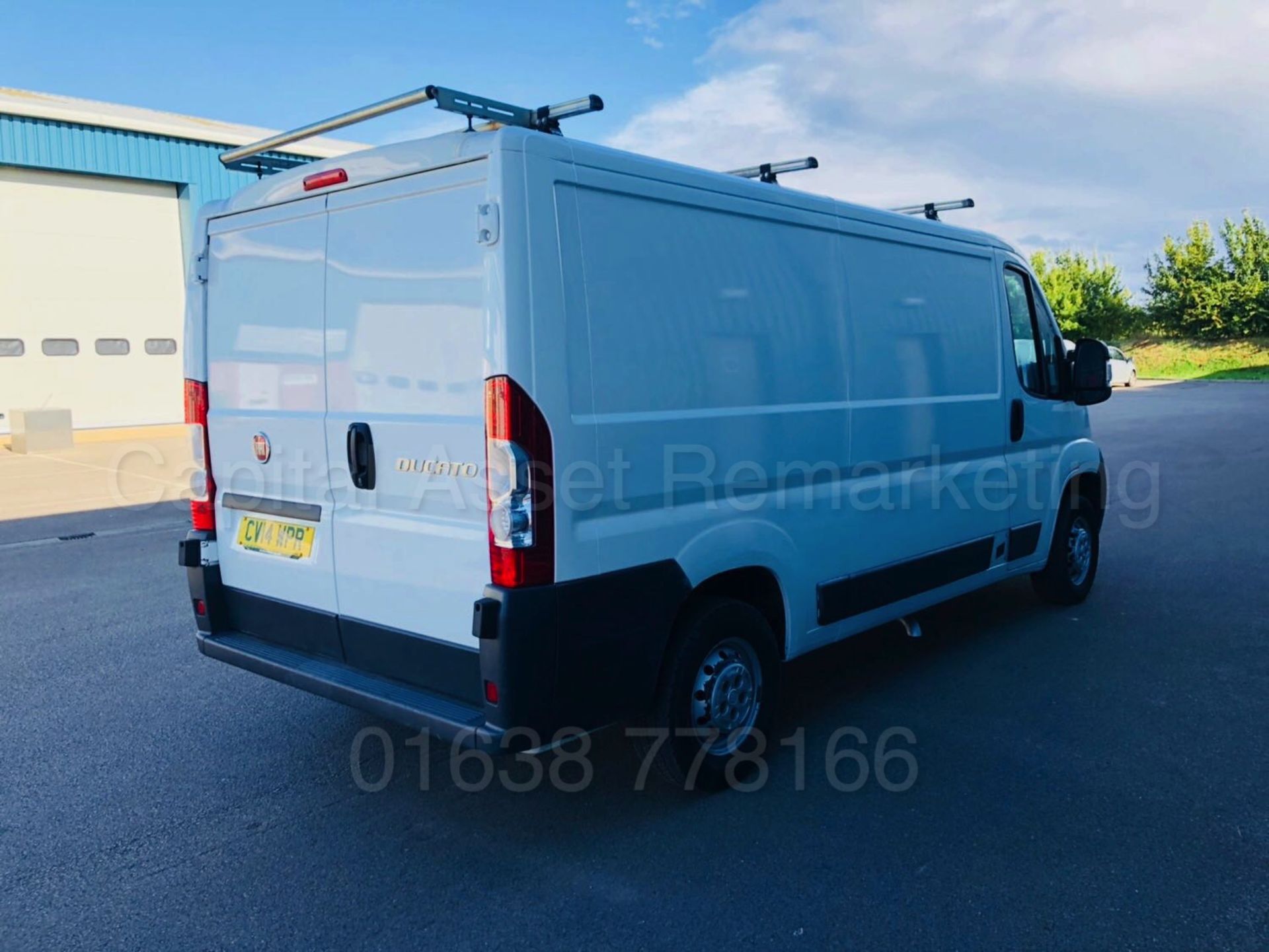 FIAT DUCATO 35 *PANEL VAN* (2014) '2.3 DIESEL - 130 BHP - 6 SPEED' **LOW MILES** - Image 5 of 25