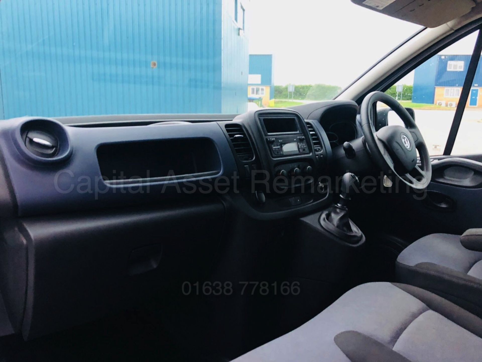 VAUXHALL VIVARO 2900 *LCV - PANEL VAN* (2015 MODEL) '1.6 CDTI - 115 BHP - 6 SPEED' - Image 23 of 27