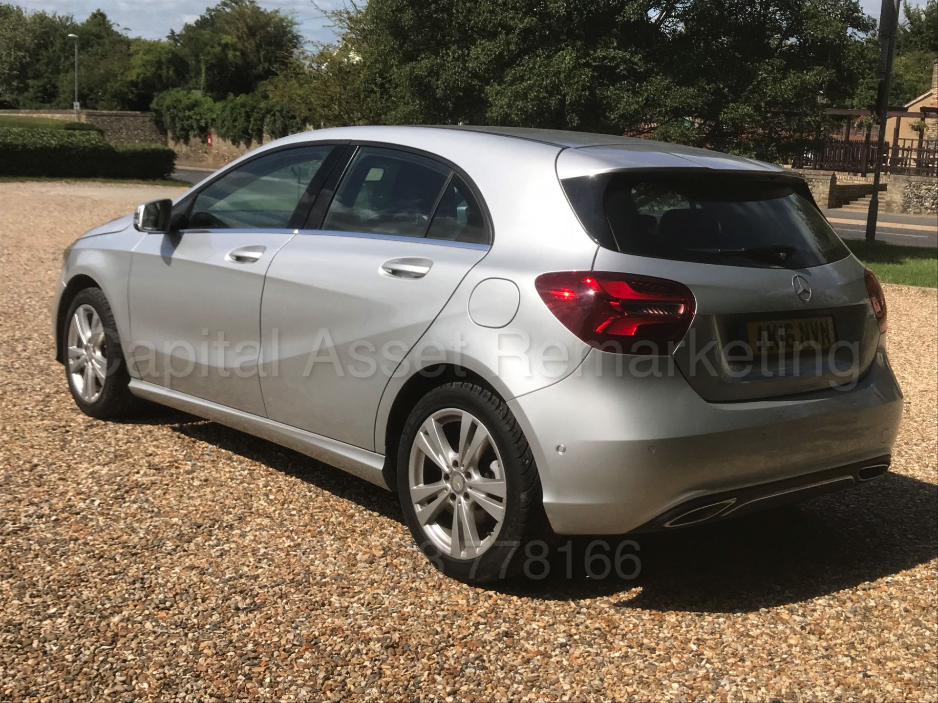 MERCEDES-BENZ A180D *SPORT PREMIUM* HATCHBACK (2016) 'AUTO - LEATHER - SAT NAV' *HUGE SPEC* - Image 9 of 48